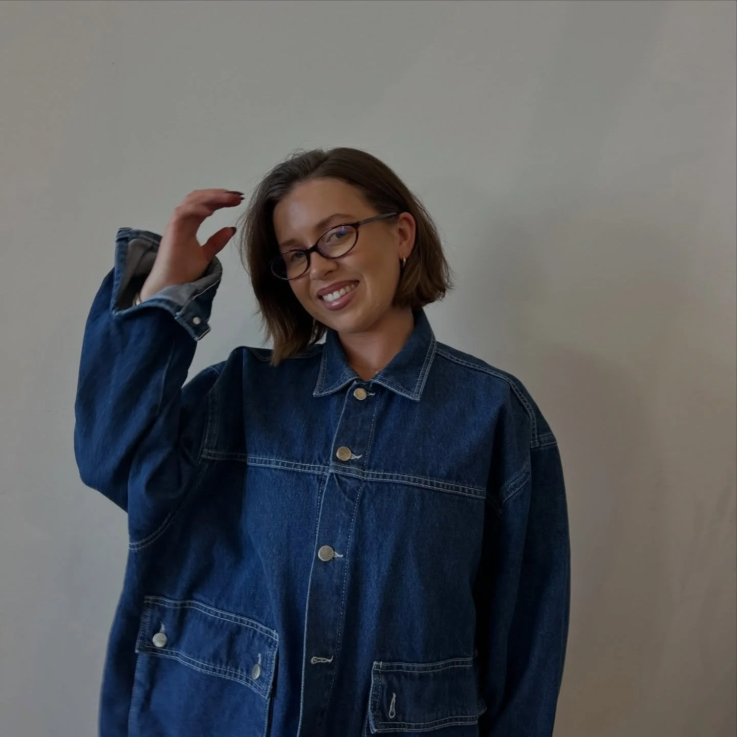 Meet Indi 🪽
Our newest Senior Stylist at Studio REMMI.

Think effortless colour, precision cuts + elevated styling 
she does it all, and she does it well.

Indi officially joins us from May 19 and is now open for bookings from this date.
Book via th