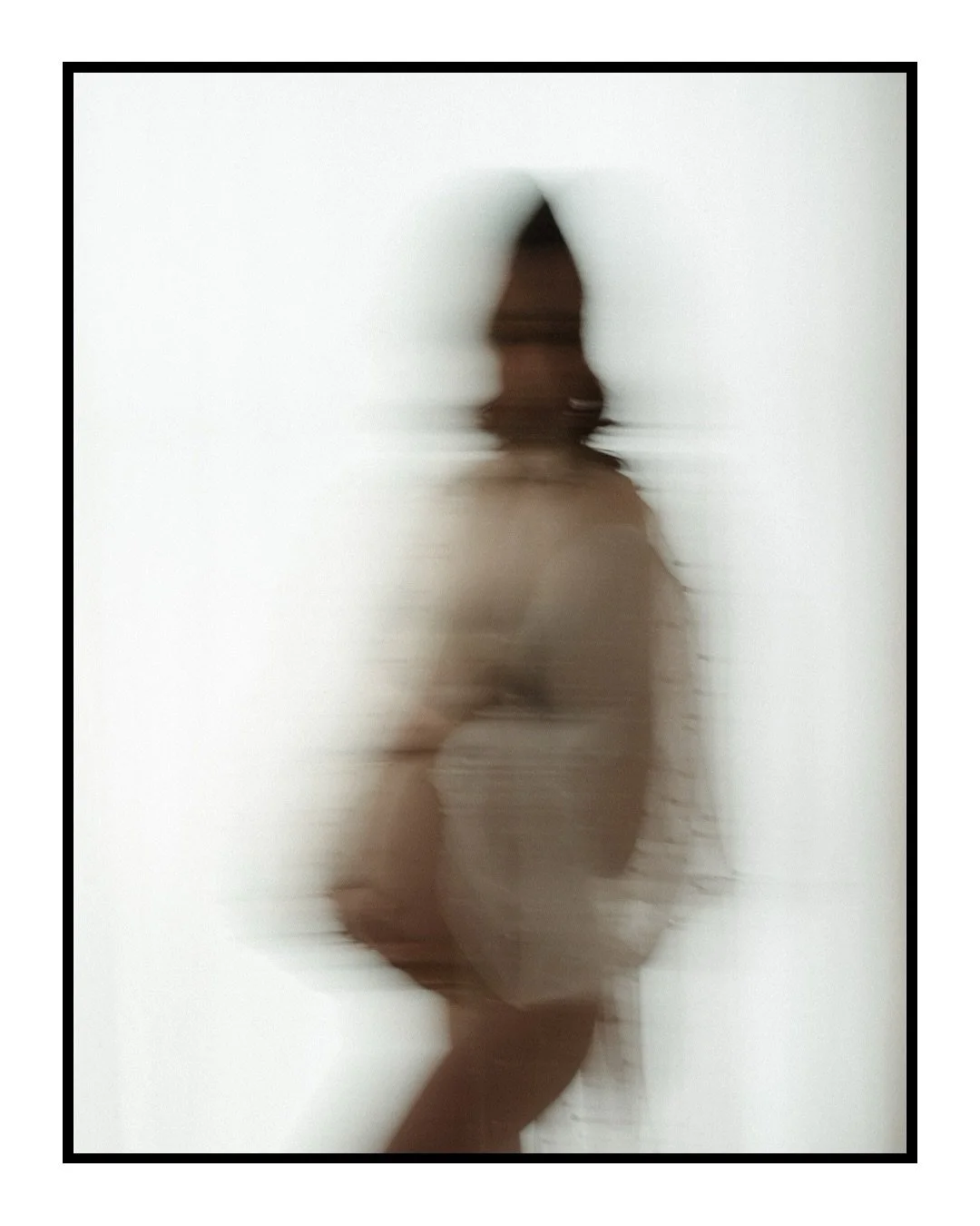 Se non cerchi &ldquo;foto da Instagram&rdquo;
Se non desideri &ldquo;foto uguali a tutti gli altri&rdquo;
Se non credi in &ldquo;ricordi dove sei perfetta e non ti riconosci&rdquo;
Se non cerchi &ldquo;solo foto alla pancia&rdquo;
Se non vuoi &ldquo;