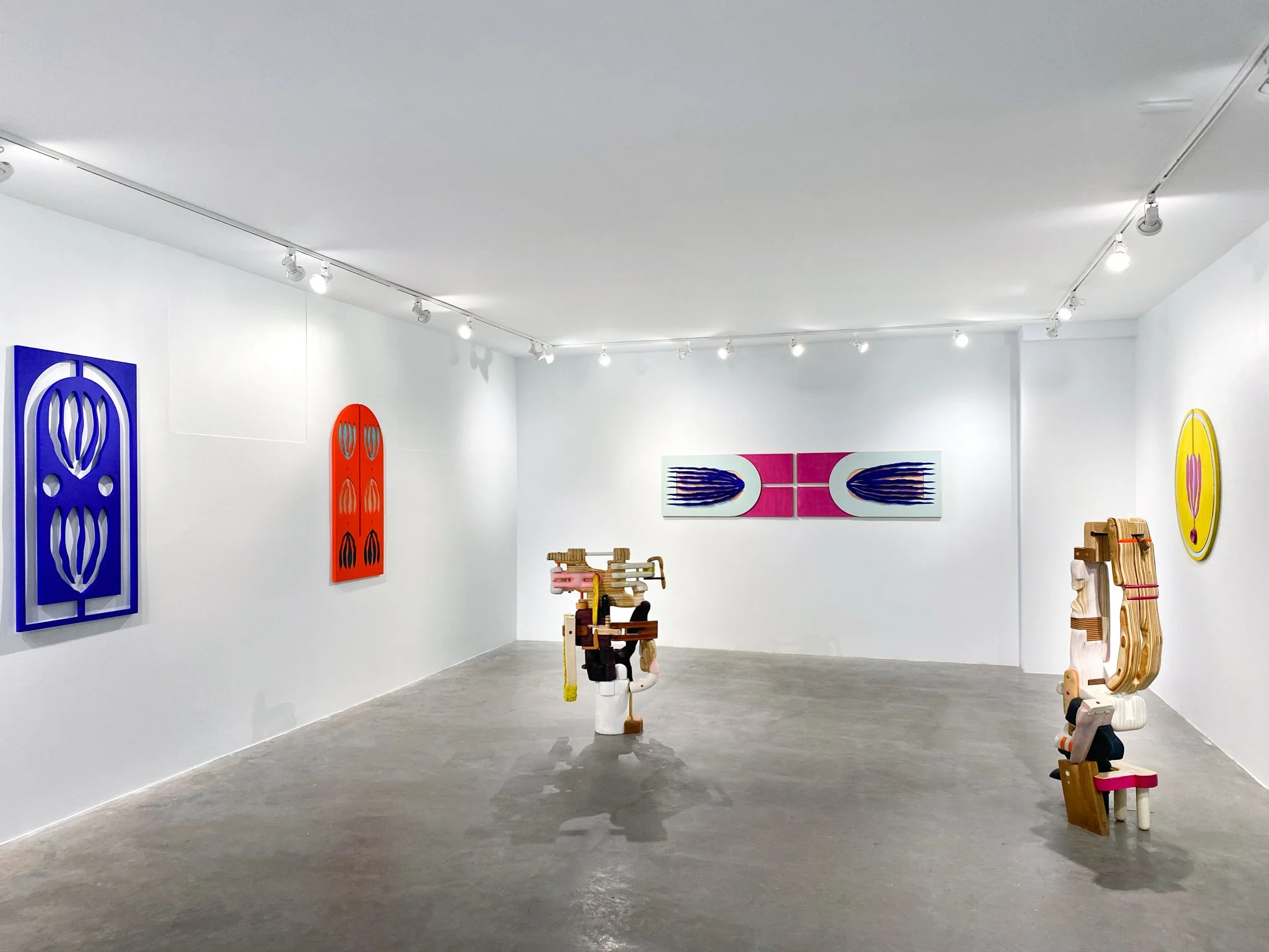 Installation view: "A Romance Of...", January 5-February 12, 2023, Abigail Ogilvy Gallery, Boston, MA. All artwork © the artists. Photography by Abigail Ogilvy Gallery.