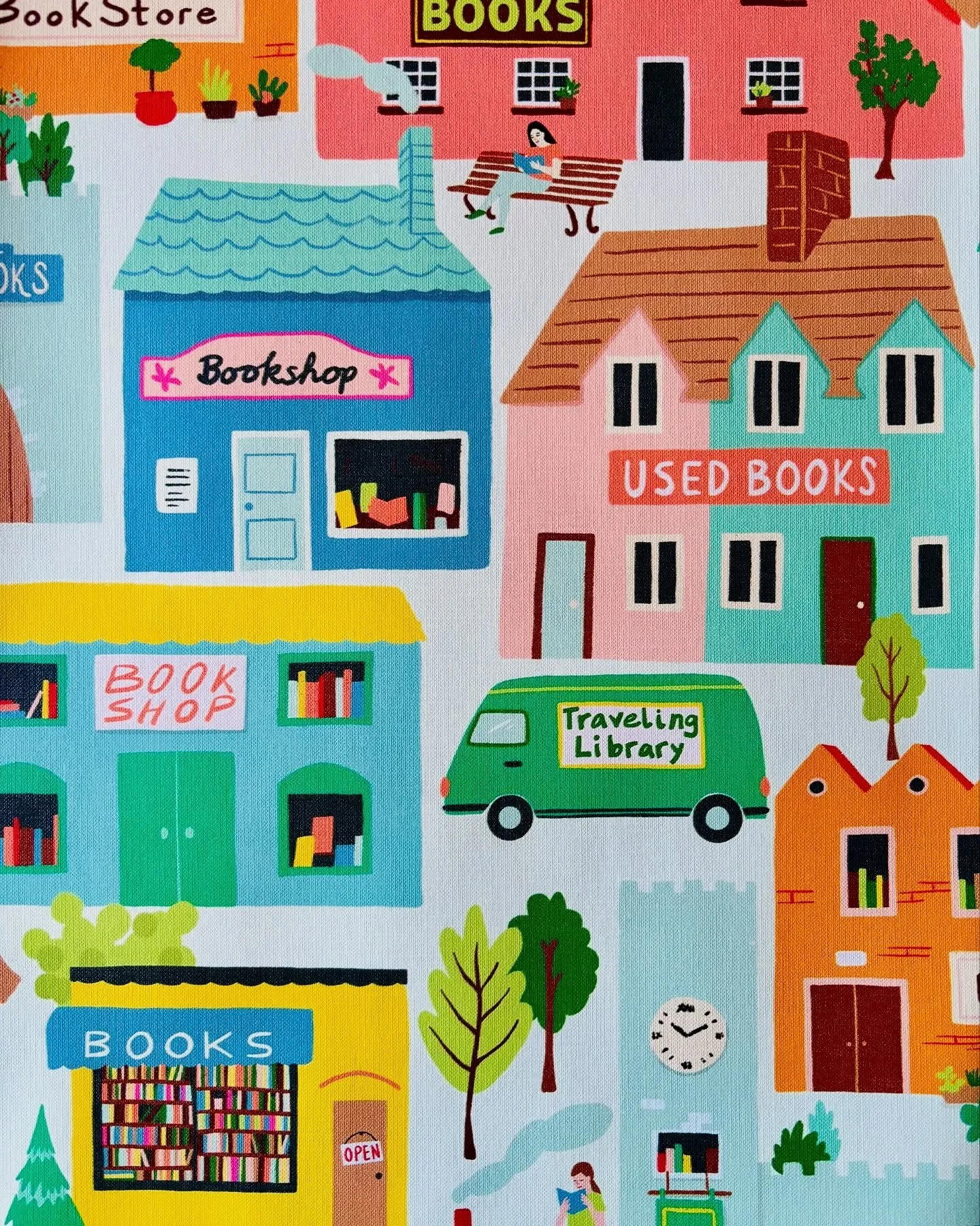 The @cincybookstorecrawl continues today! Have you been by to see The Little Tiny Bookshop? Let us know what itty bitty treasure you picked up!

SPECIAL HOURS THIS WEEK!

SATURDAY: 10:00 AM - 7:00 PM📚
SUNDAY: 10:00 AM - 5:00 PM📚

&mdash;&mdash;

Wh