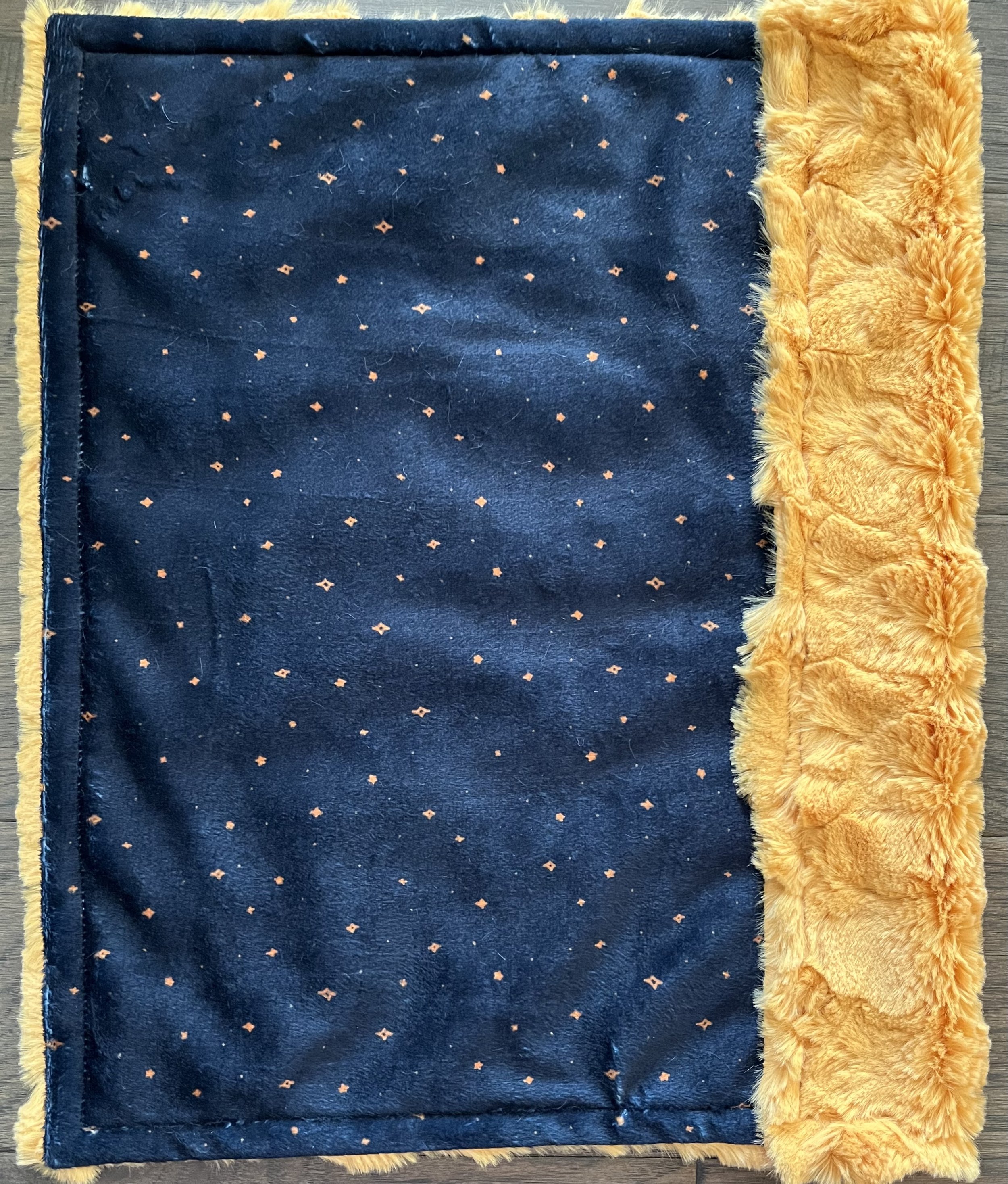 Navy Star with Gold Lovey