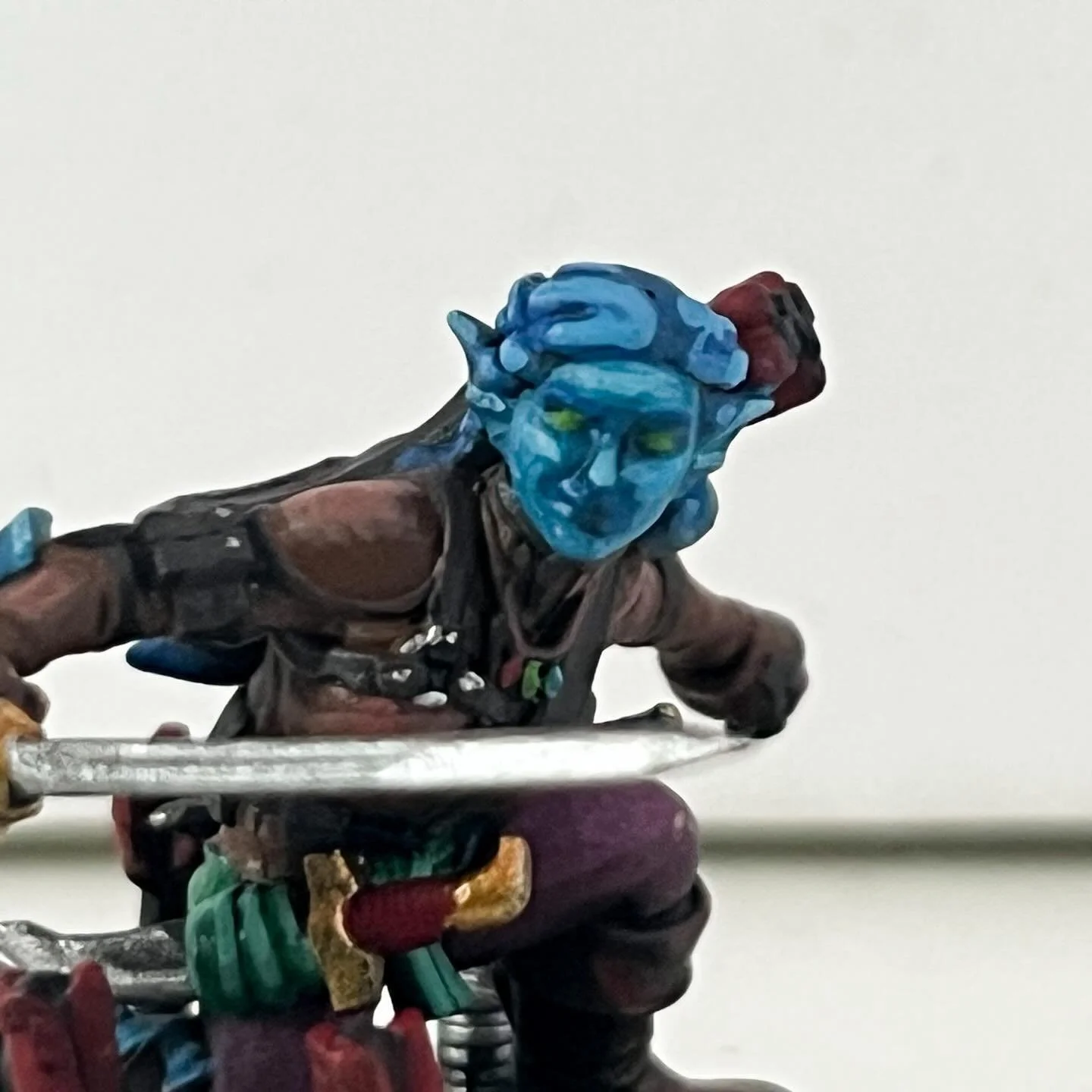 Another commission piece I did for @tashie_mccann of her water genasi rogue!!
This one was a real challenge, but I think it turned out pretty well!
#dnd #dndminis #dungeonsanddragonsminiatures #dungeonsanddragons #miniaturepainting #minipainting #rog