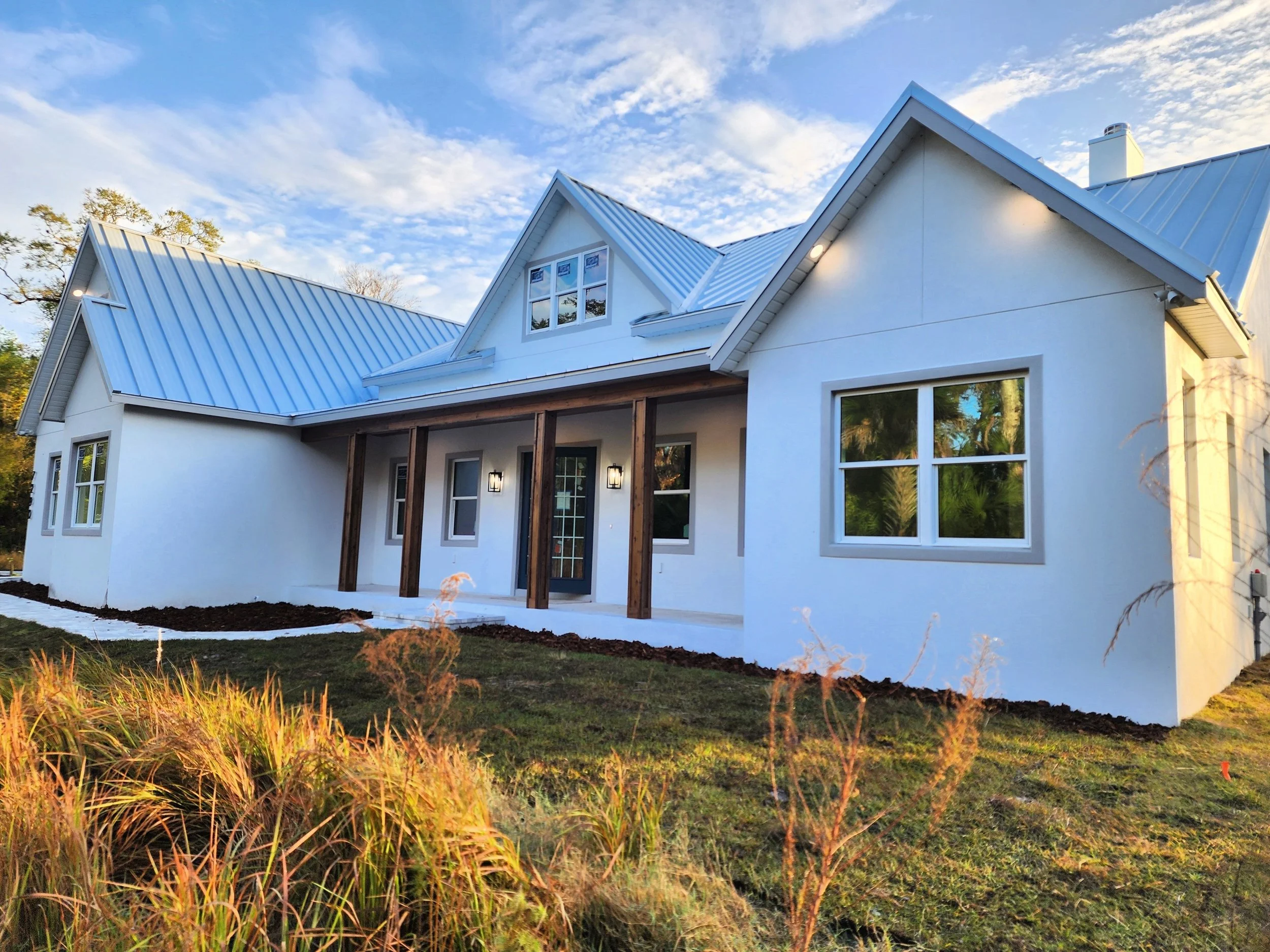 Lynn- exterior pic.JPG