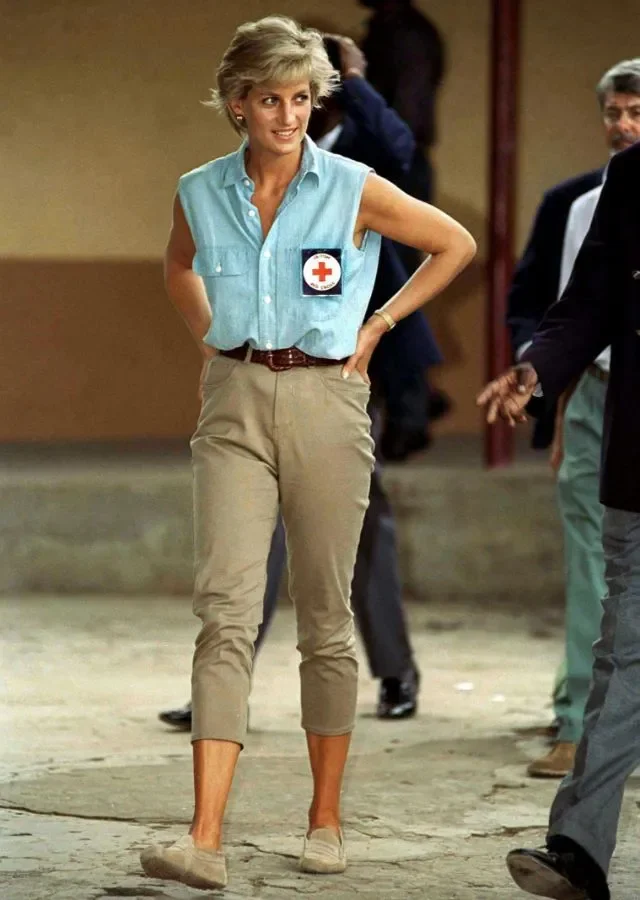 princess-diana-summer-outfits-004.webp