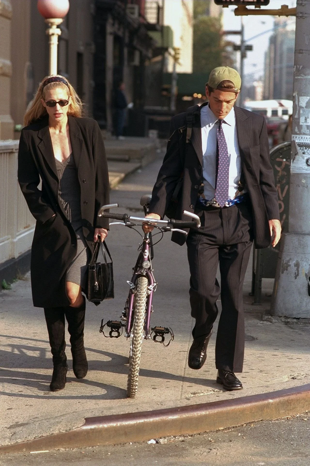 005-Carolyn-Bessette-Kennedty-Styleicon-Vogueint-Jun-25-Getty-Images.webp
