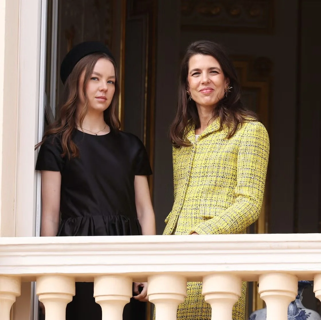 CARLOTA CASIRAGHI SETS THE TONE FOR ELEGANCE IN A STRIKING YELLOW CHANEL SUIT