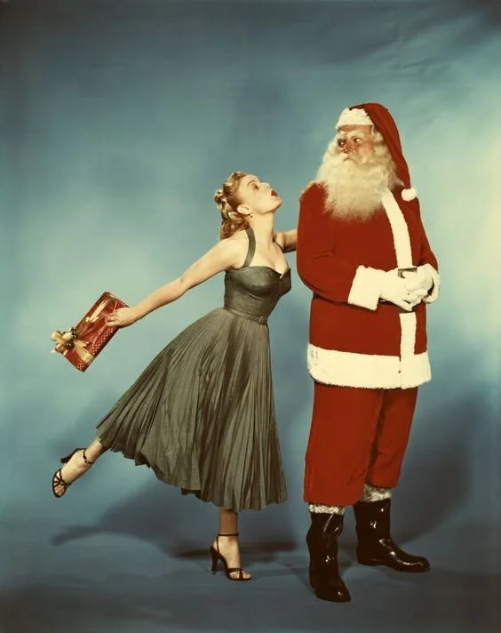SANTA CLAUS: FROM A BISHOP IN TURKEY TO THE GLOBAL ICON OF CHRISTMAS