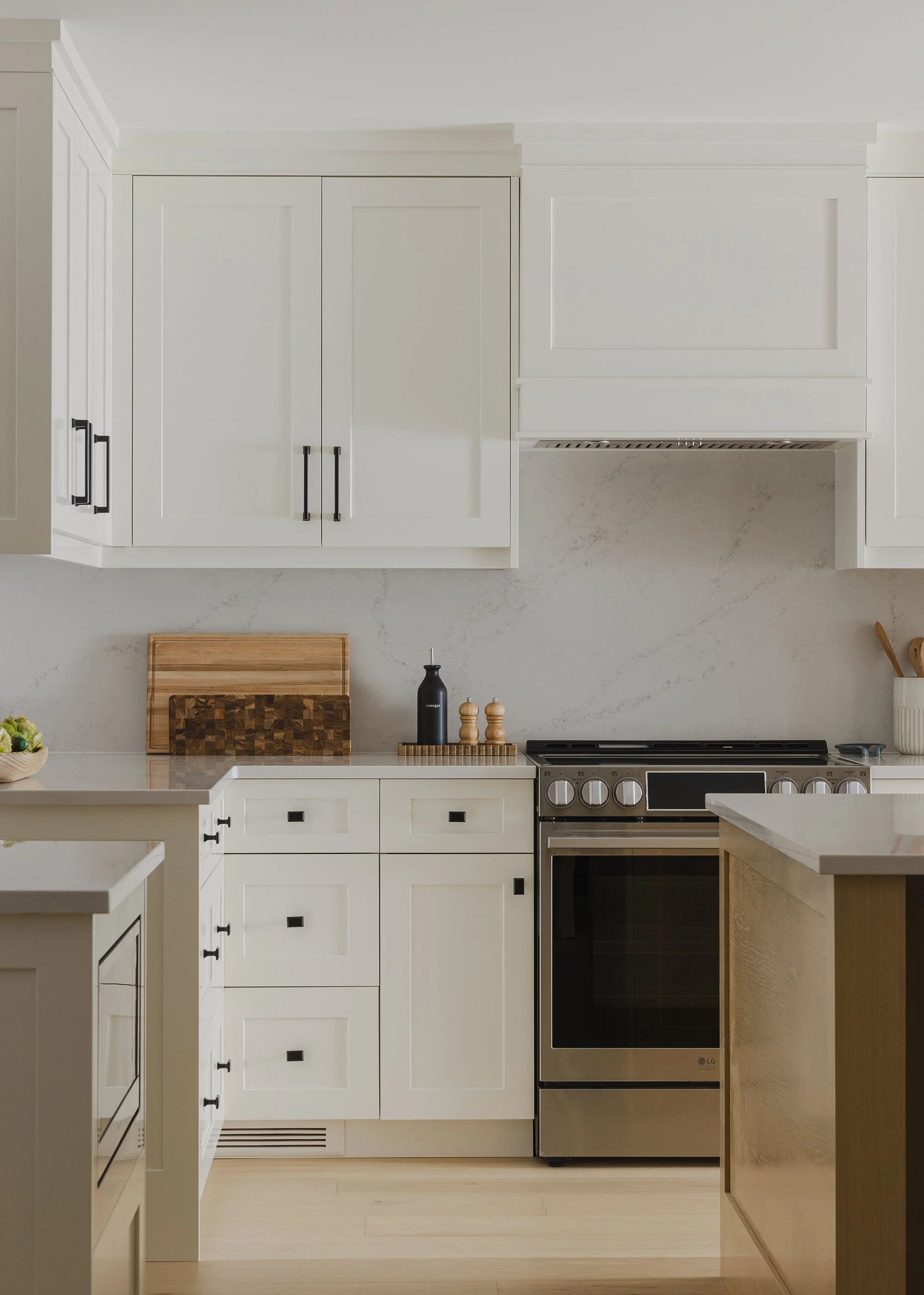 ottawa-interior-designer-custom-kitchen-white-oak-4.jpg