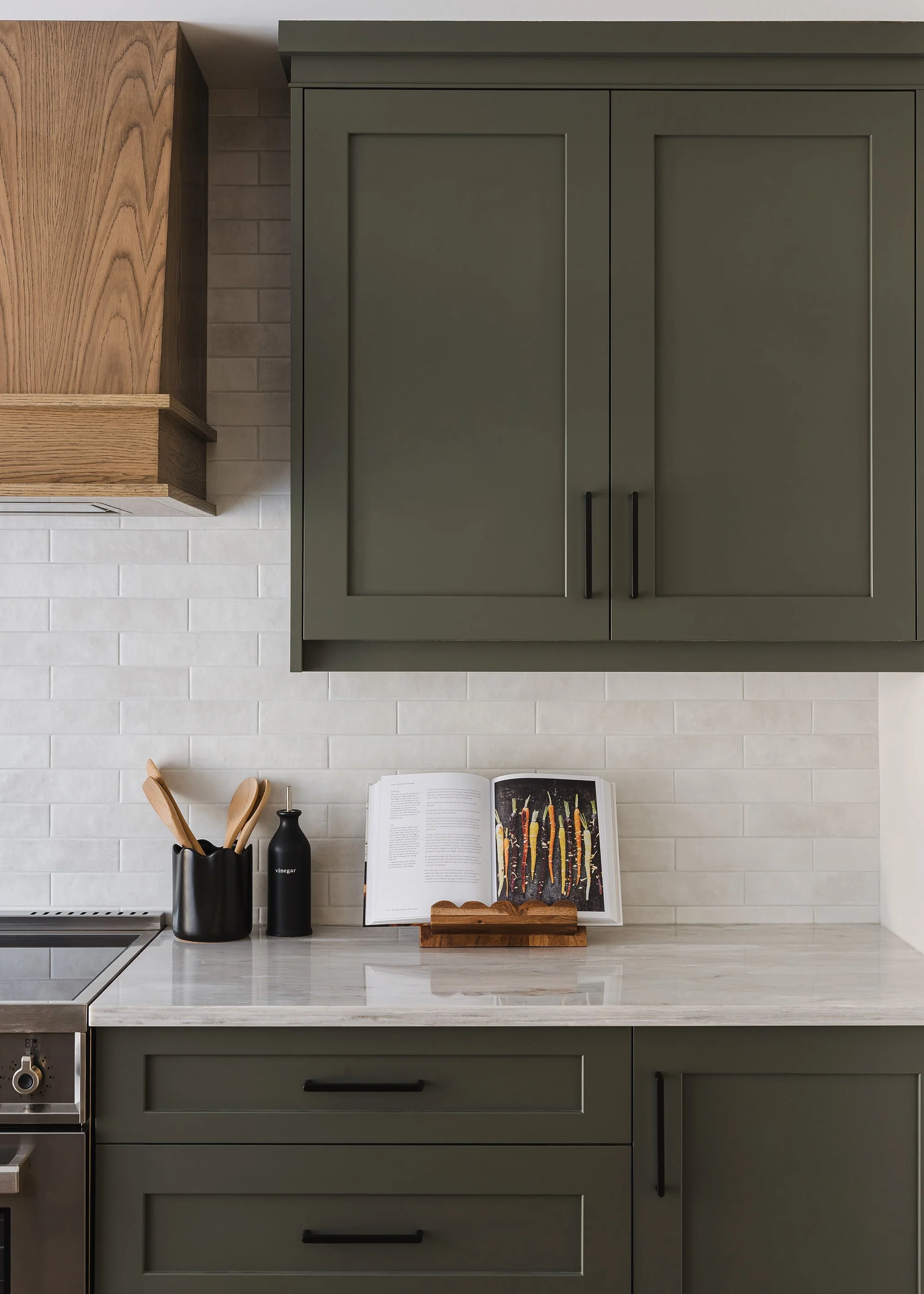 full-service-renovation-custom-kitchen-warm-farmhouse-ottawa-7.jpg