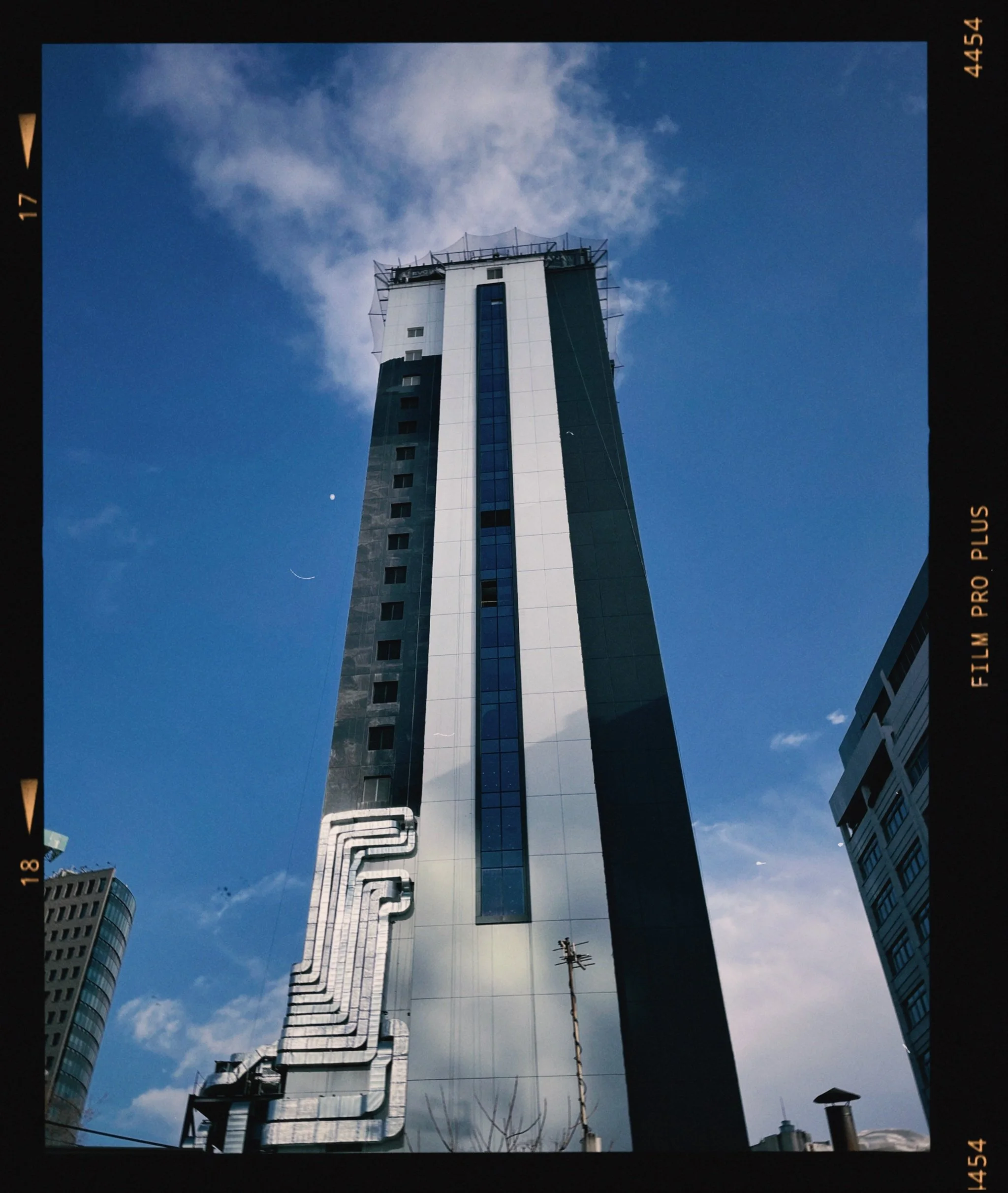 s67 2023-02-05 012633.388.JPG