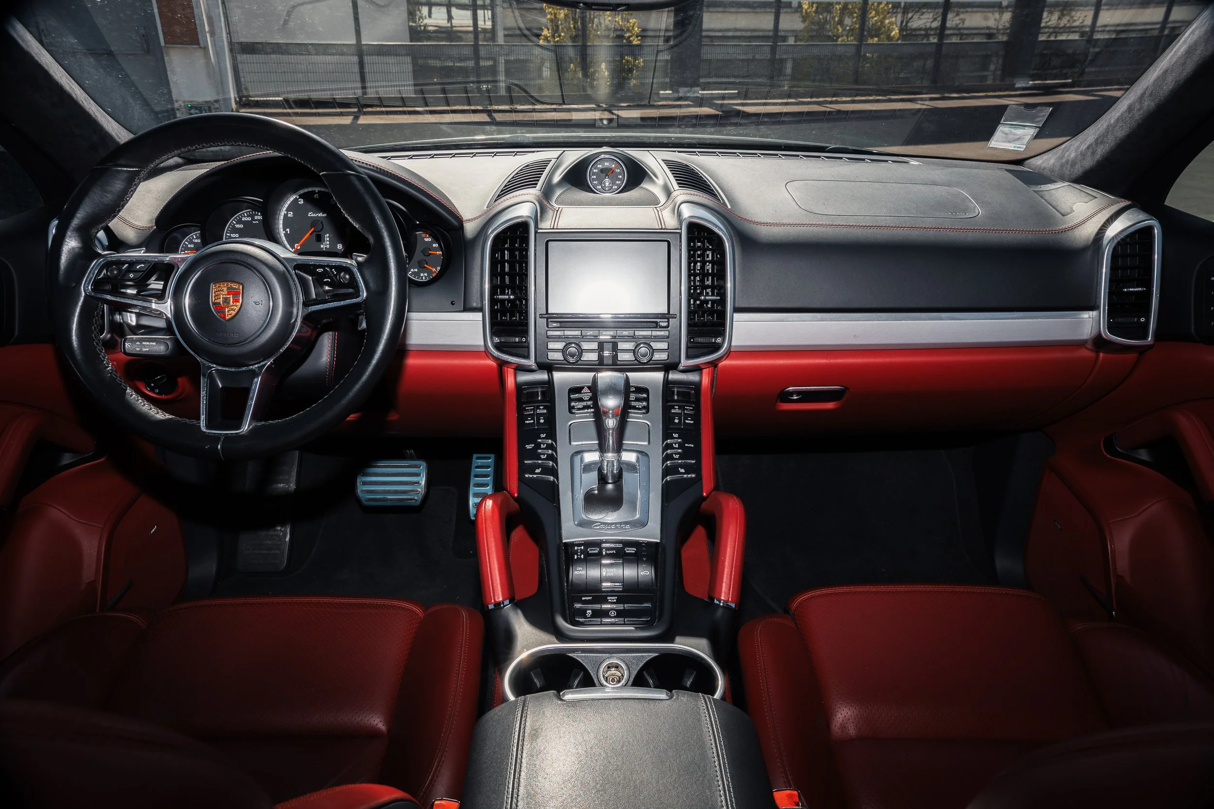 260330_Cayenne_turbo-7.jpg