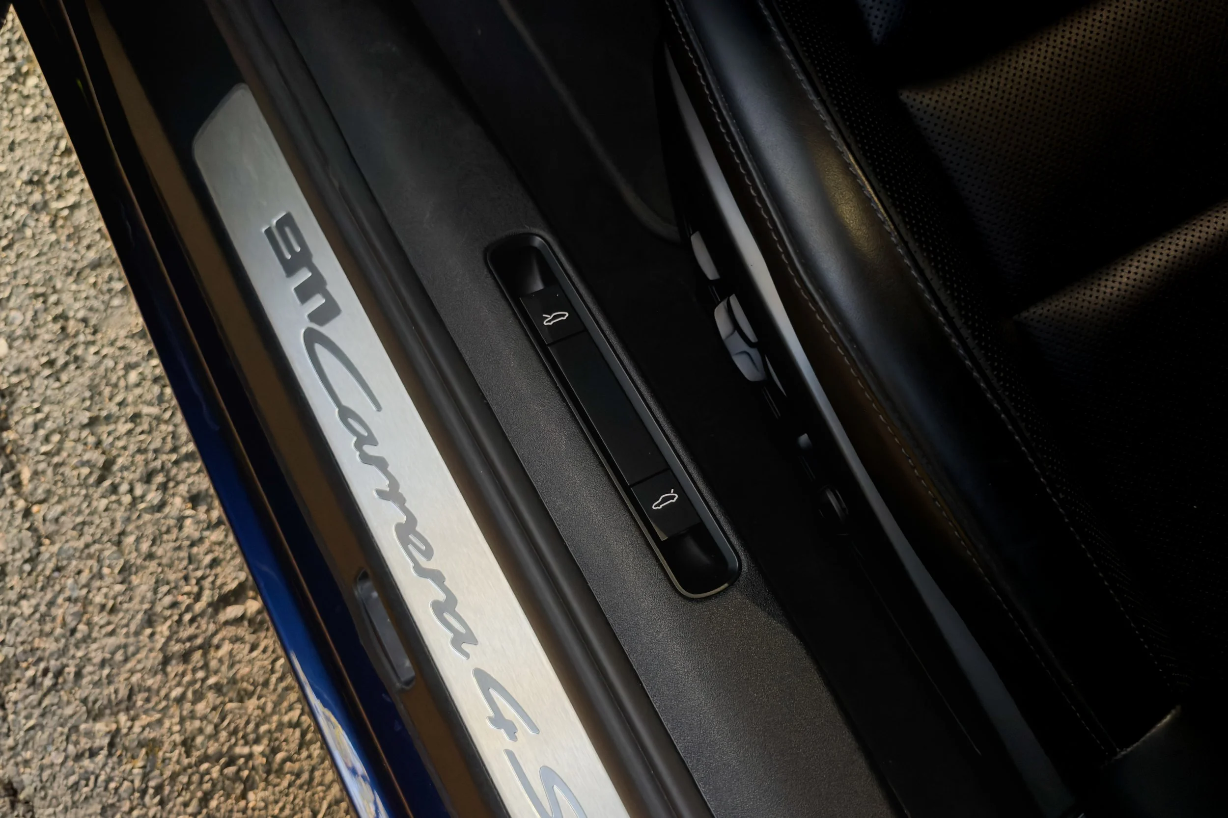 992 Carrera 4S BLeue-37.jpg