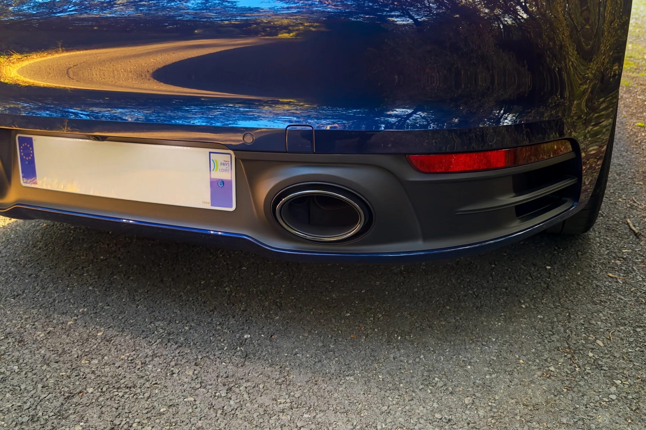 992 Carrera 4S BLeue-7.jpg