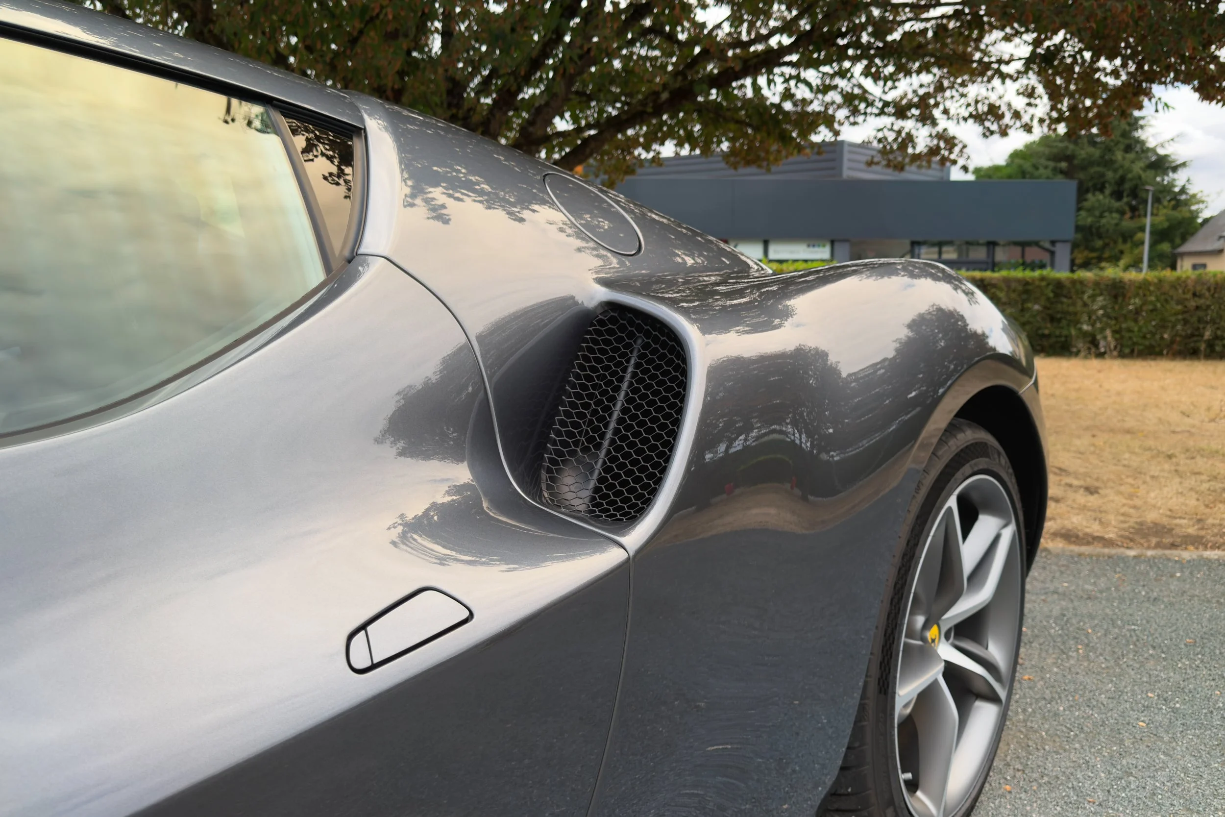 296 GTB-14.jpg