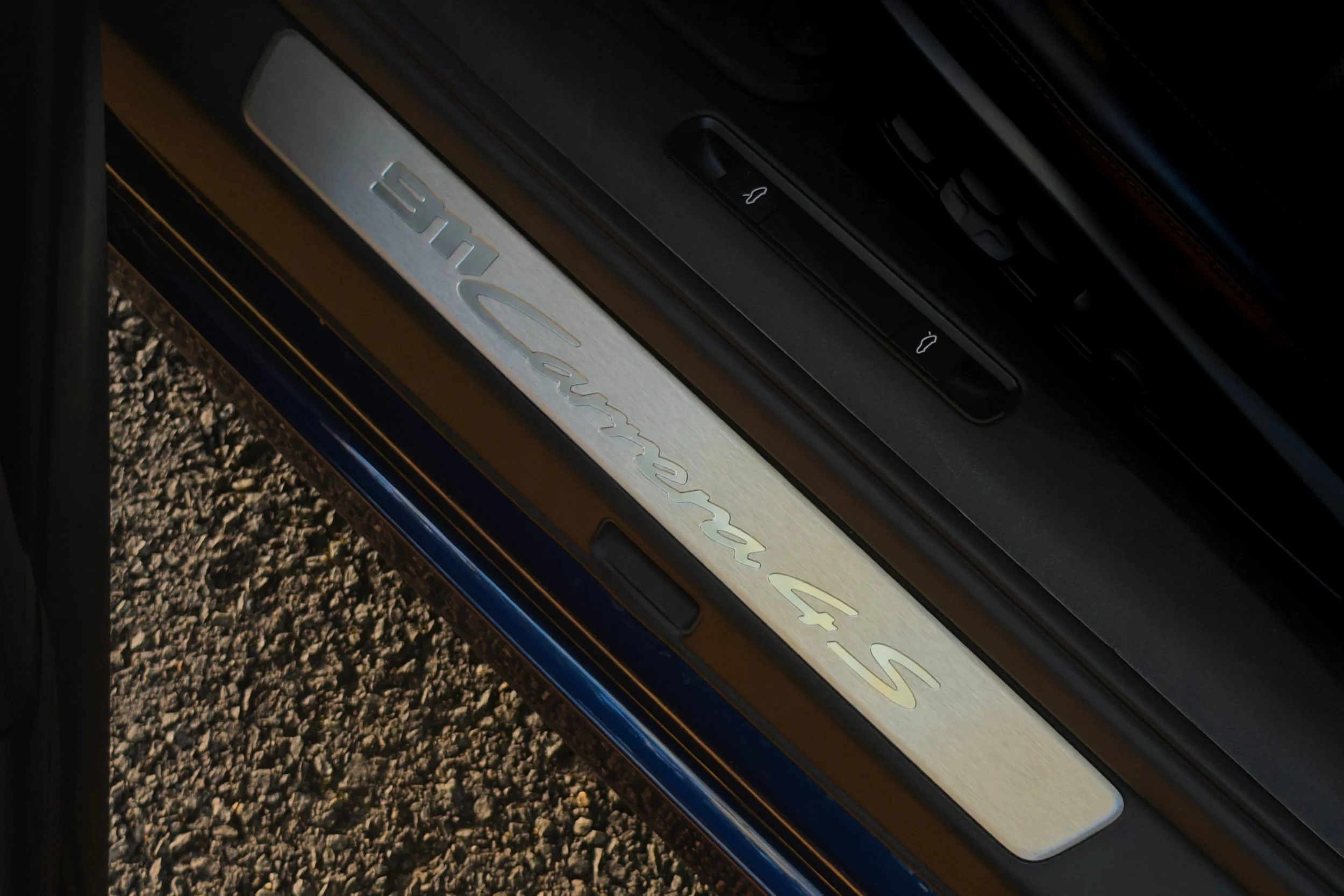 992 Carrera 4S BLeue-24.jpg