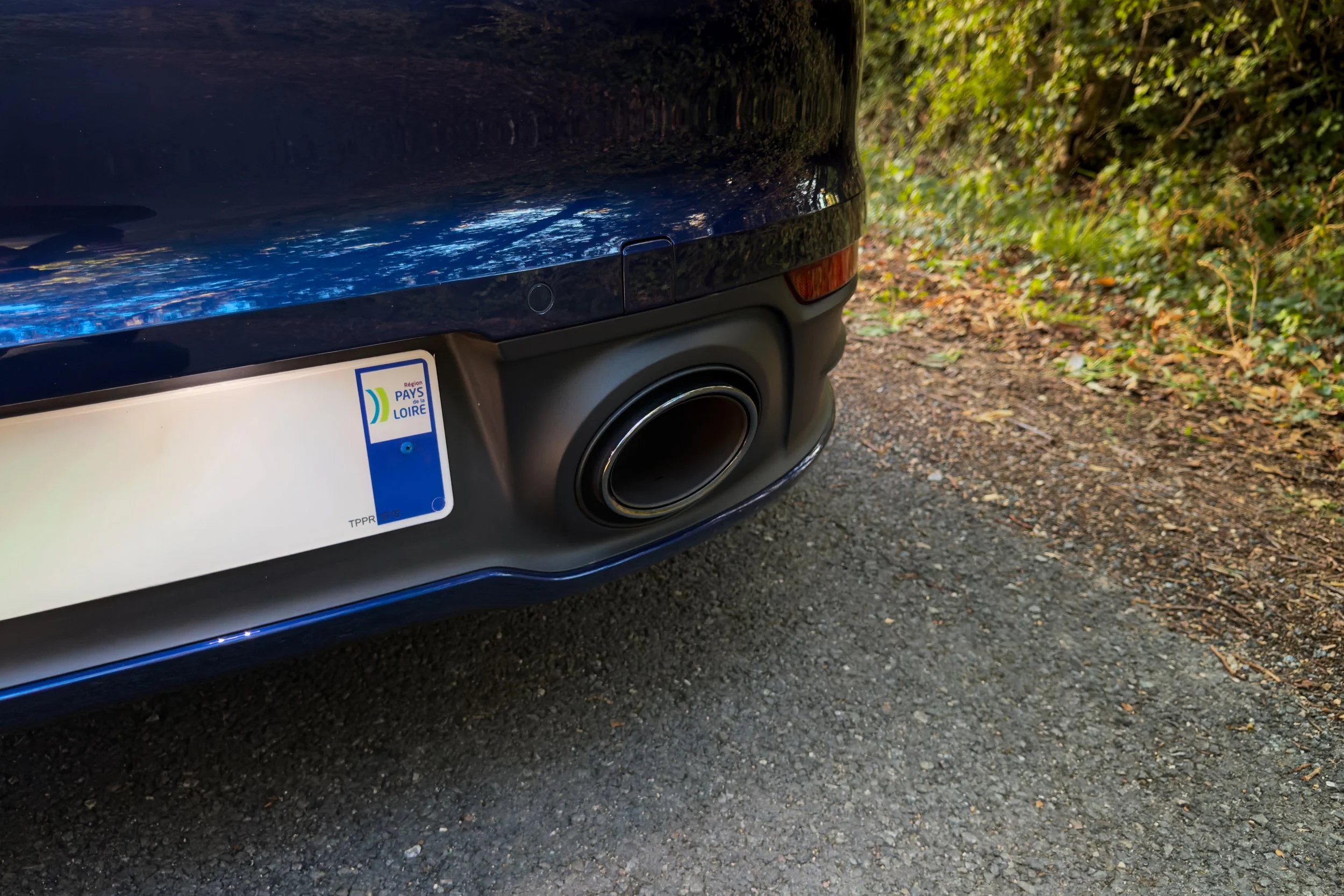 992 Carrera 4S BLeue-8.jpg