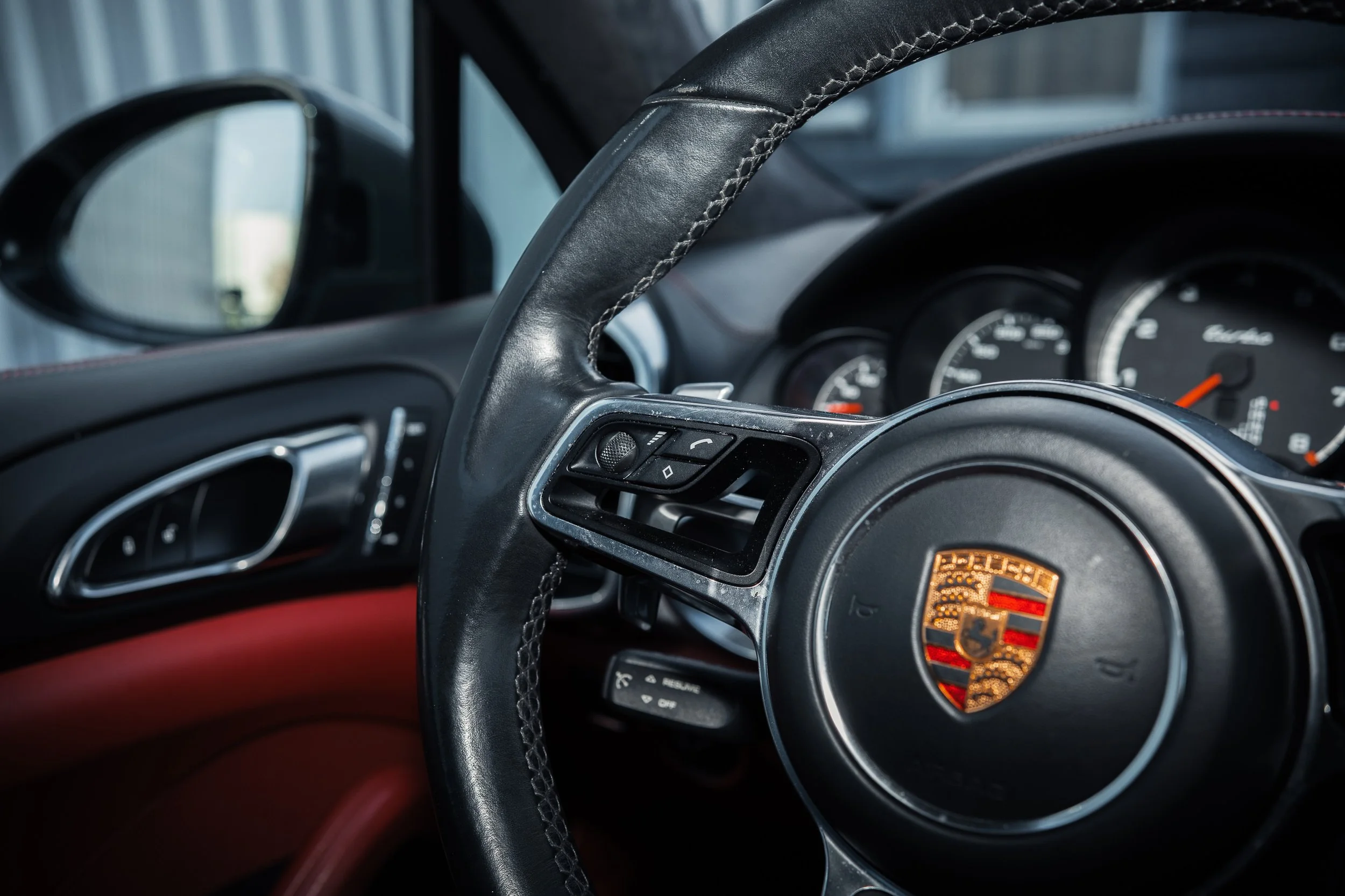 260330_Cayenne_turbo-21.jpg