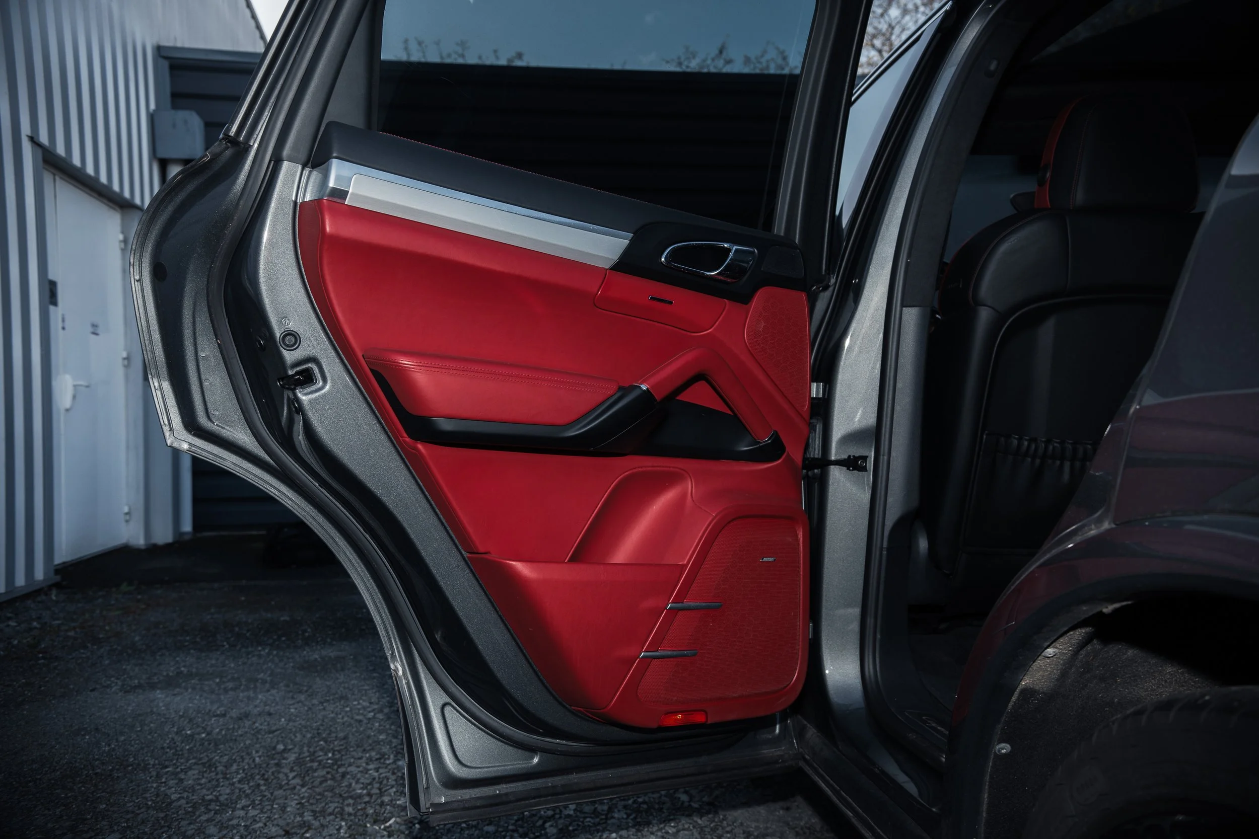 260330_Cayenne_turbo-23.jpg