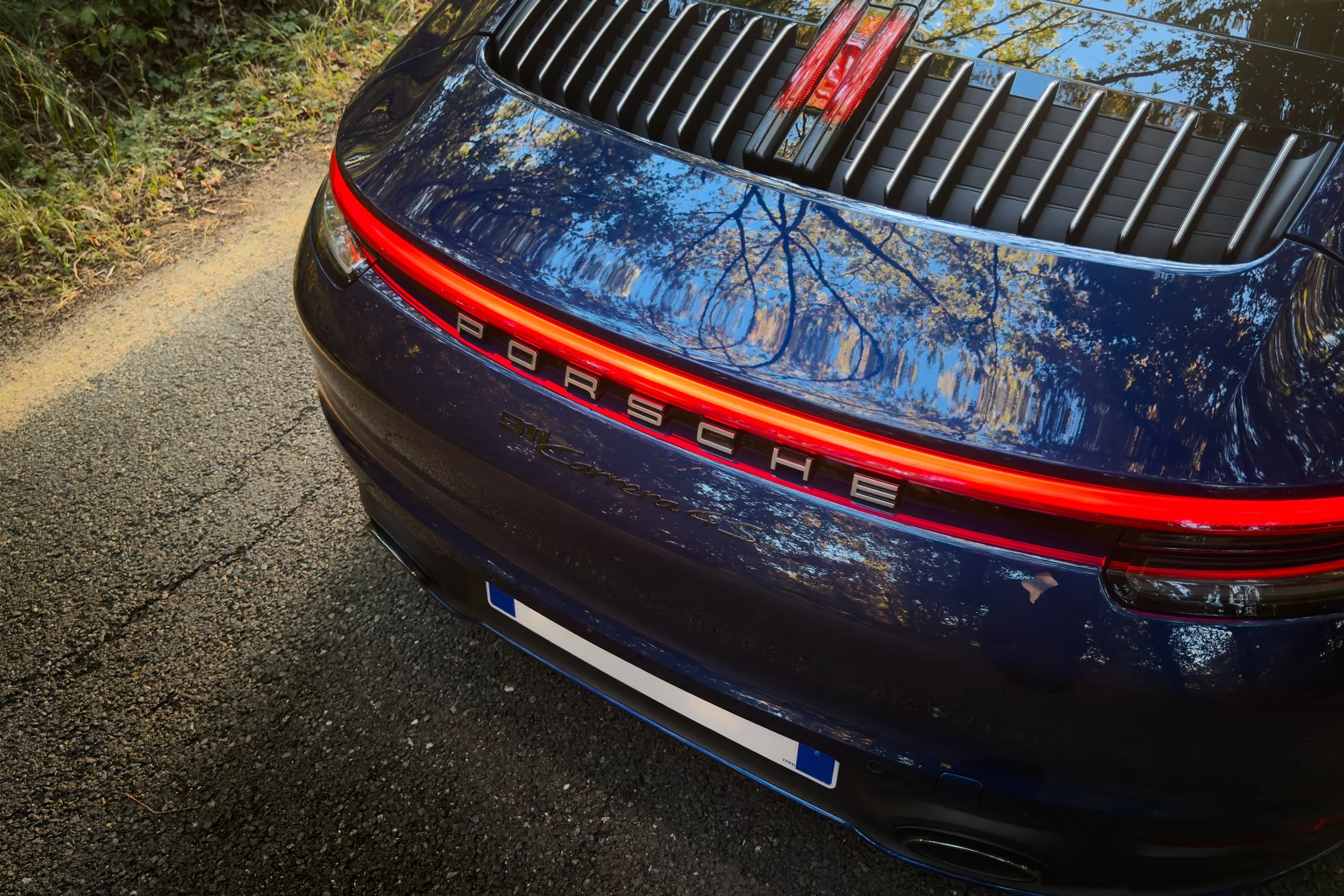 992 Carrera 4S BLeue-50.jpg