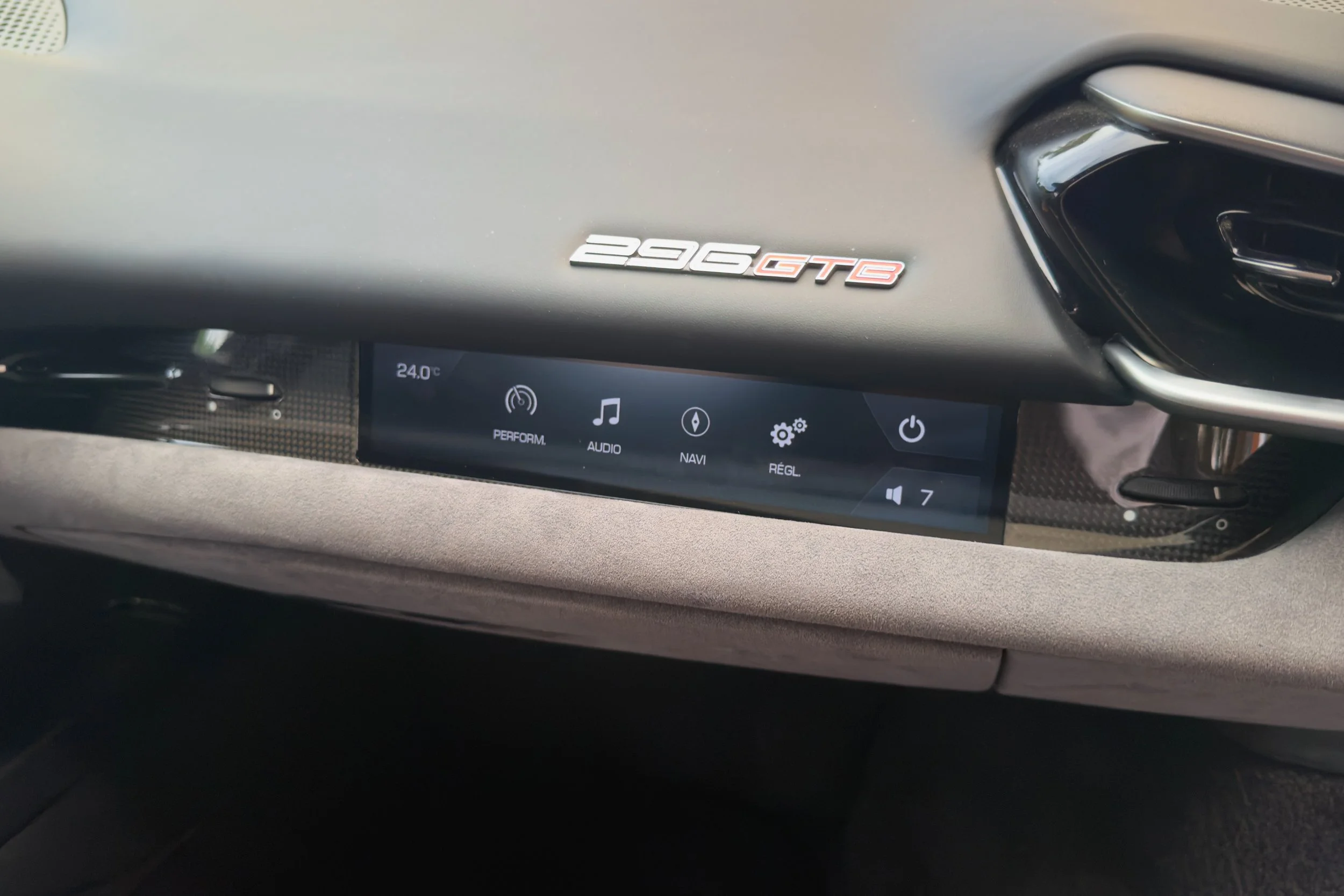 296 GTB-27.jpg
