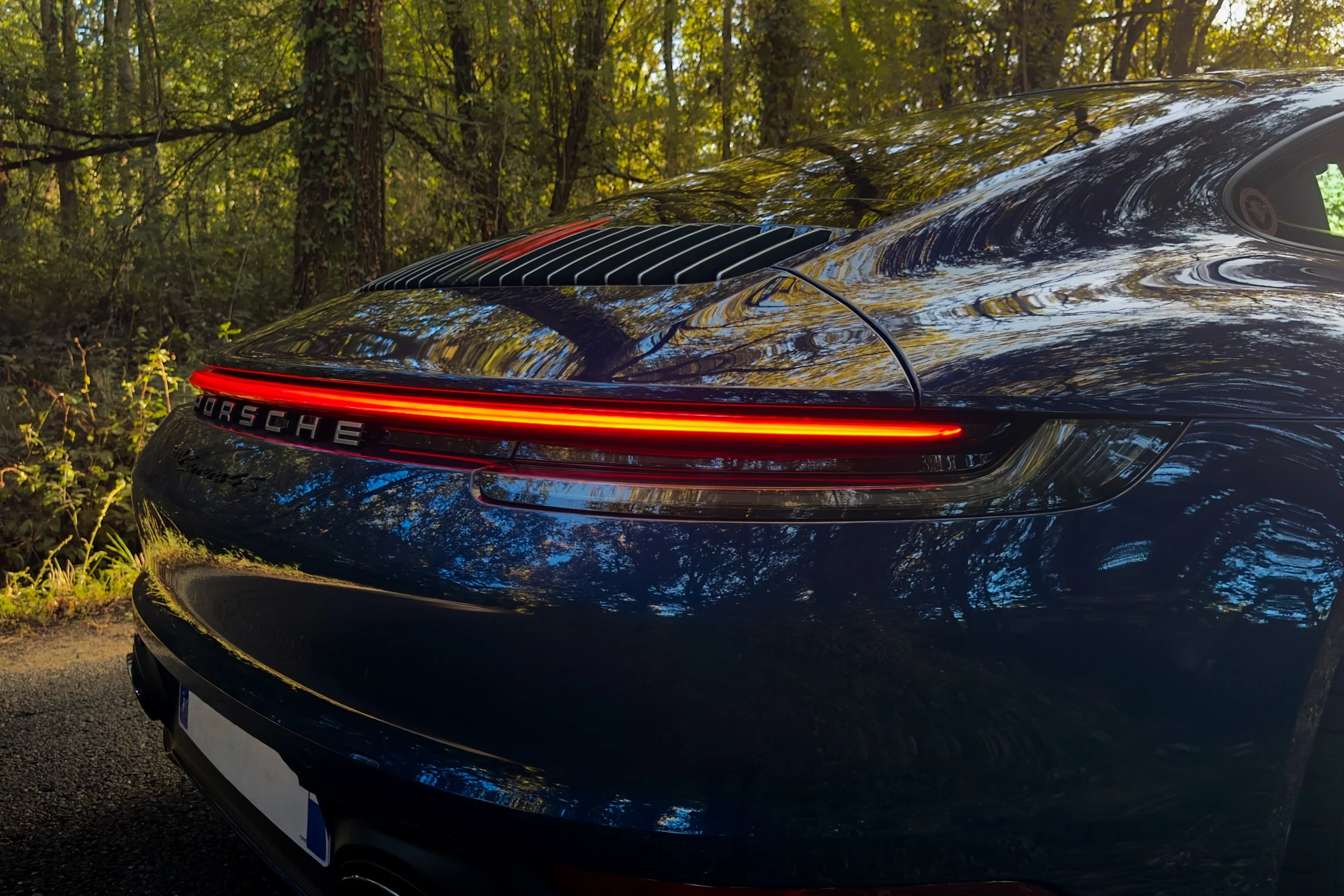 992 Carrera 4S BLeue-18.jpg