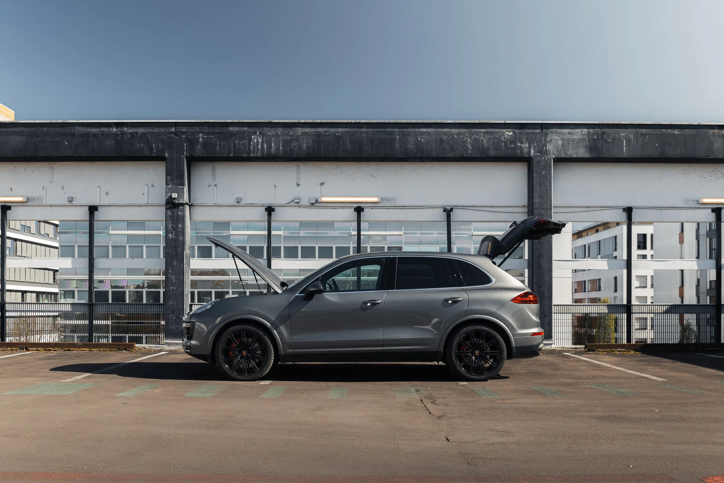 260330_Cayenne_turbo-29.jpg