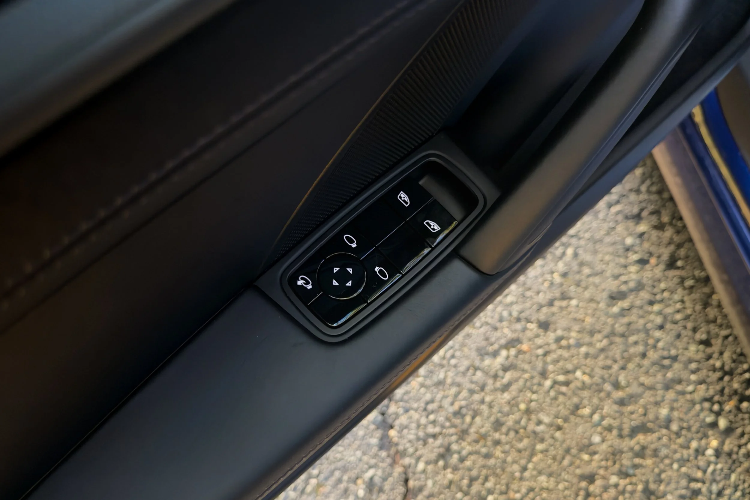 992 Carrera 4S BLeue-28.jpg