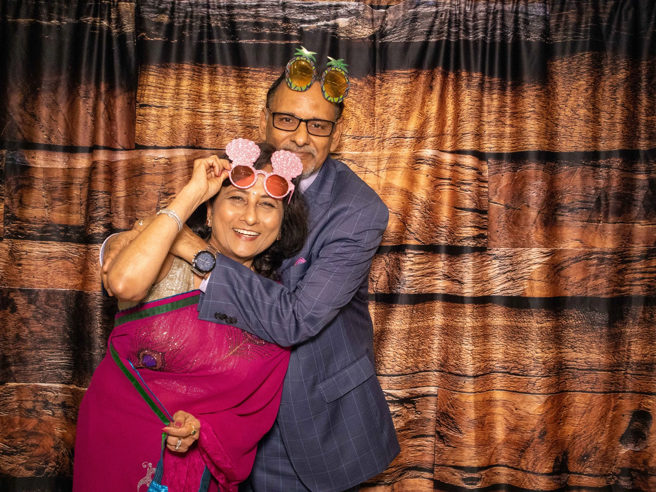 Staffed vs. Staffless Photobooth: Which One's Right for You?