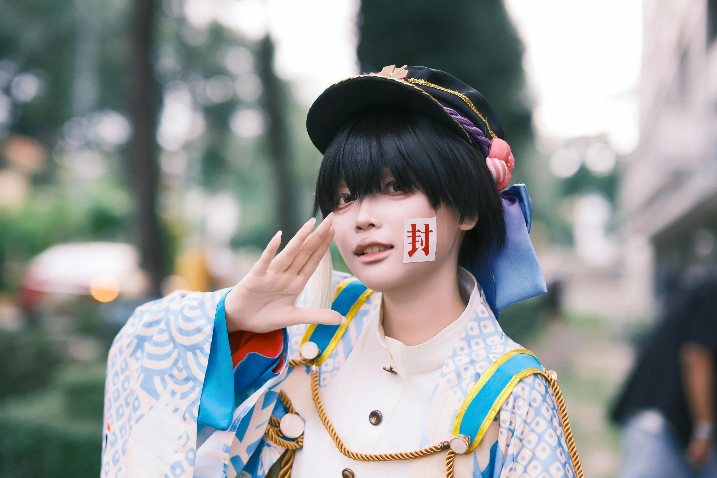 A cosplayer posing for fun.