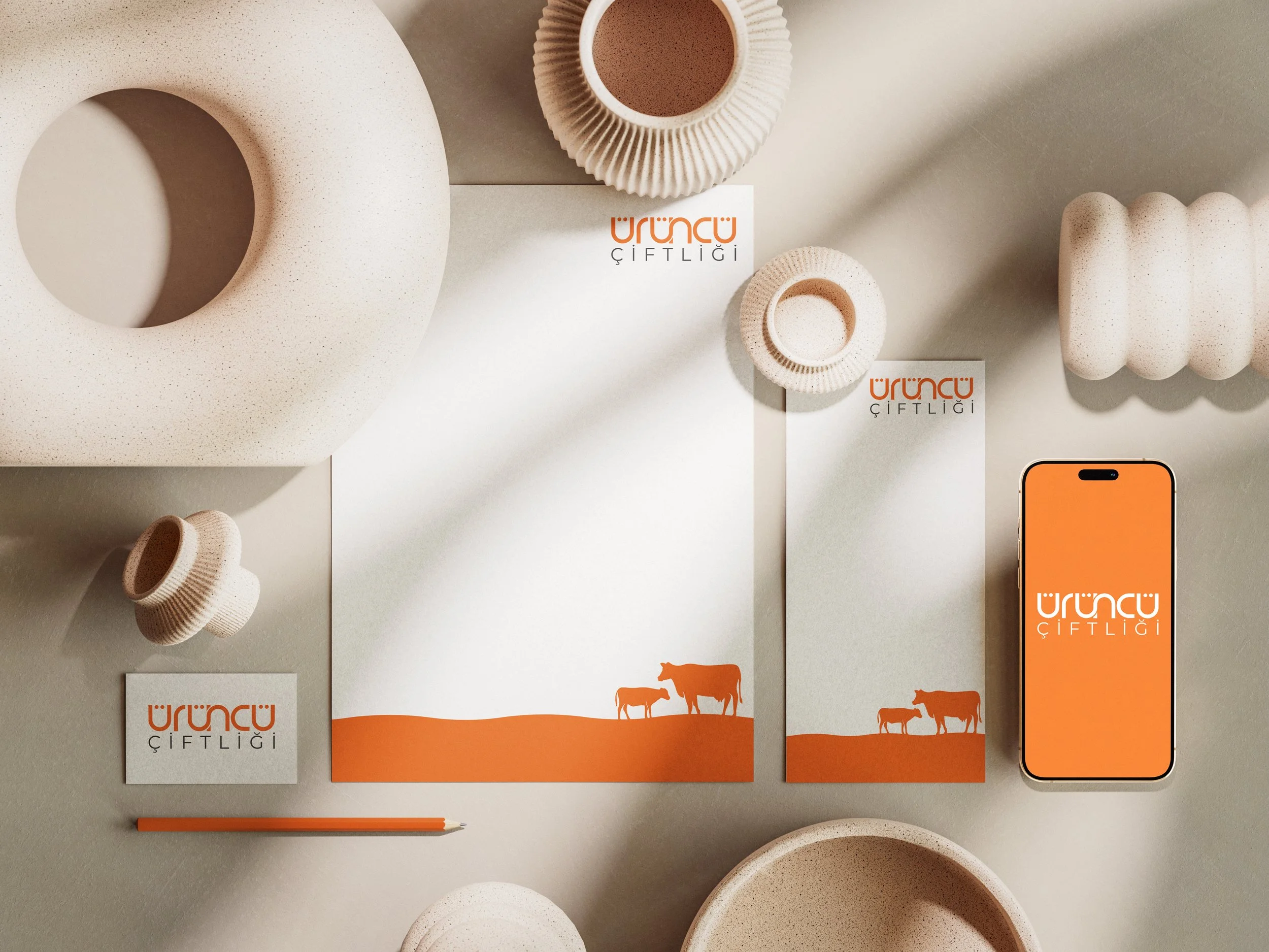 Uruncu_Stationery_Mockup_03_1 (2).jpg
