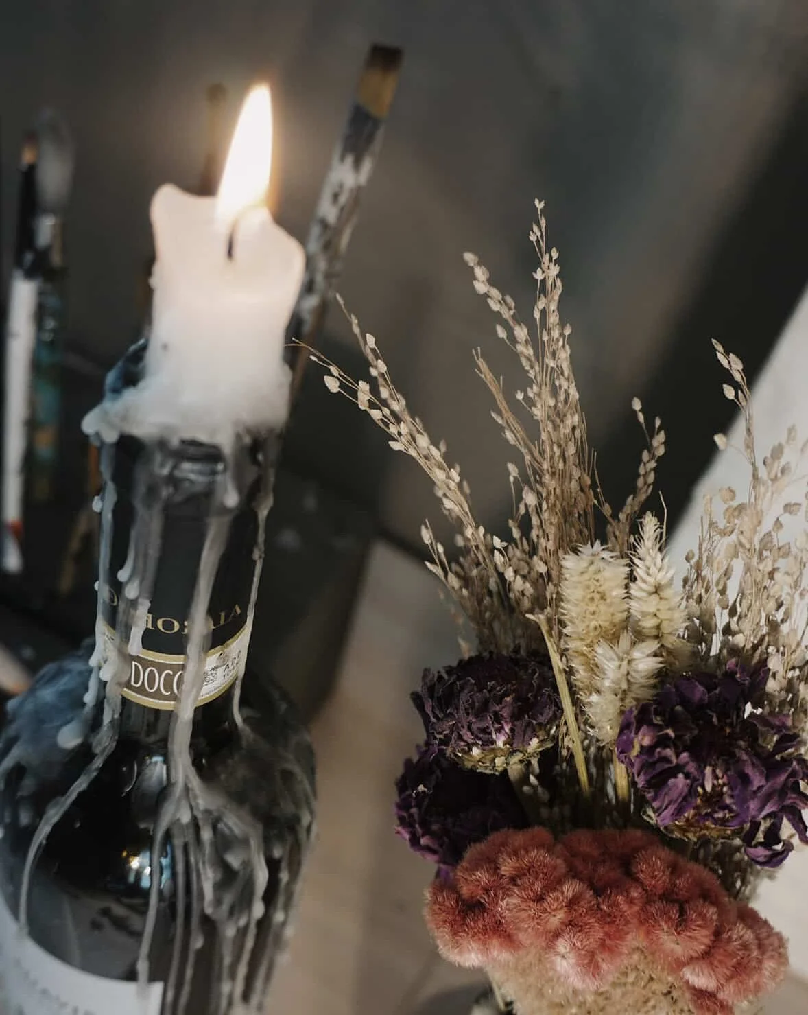 Fill your space with things that bring you joy ✨ I love when y&rsquo;all send me photos of your bouquets in their new home 🫶🏻💐 enjoy this little peep into @leogomezstudio space