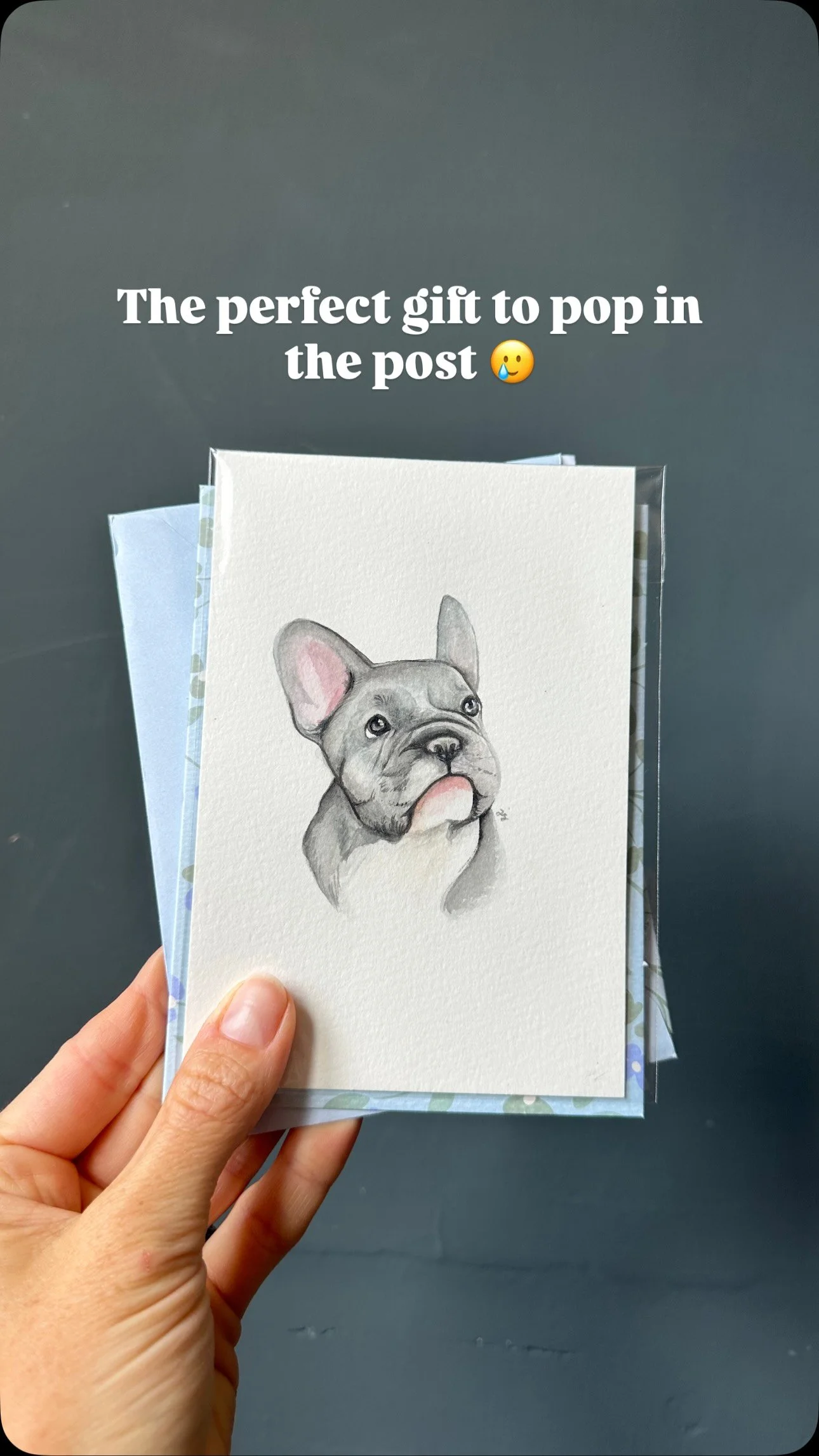 π Just found this hiding in my drafts π
These sweet mini pet portraits fit so beautifully even inside a small A6 card.
I don’t know about you, but I always struggle to find the right gift for someone that doesn’t live close by&helli