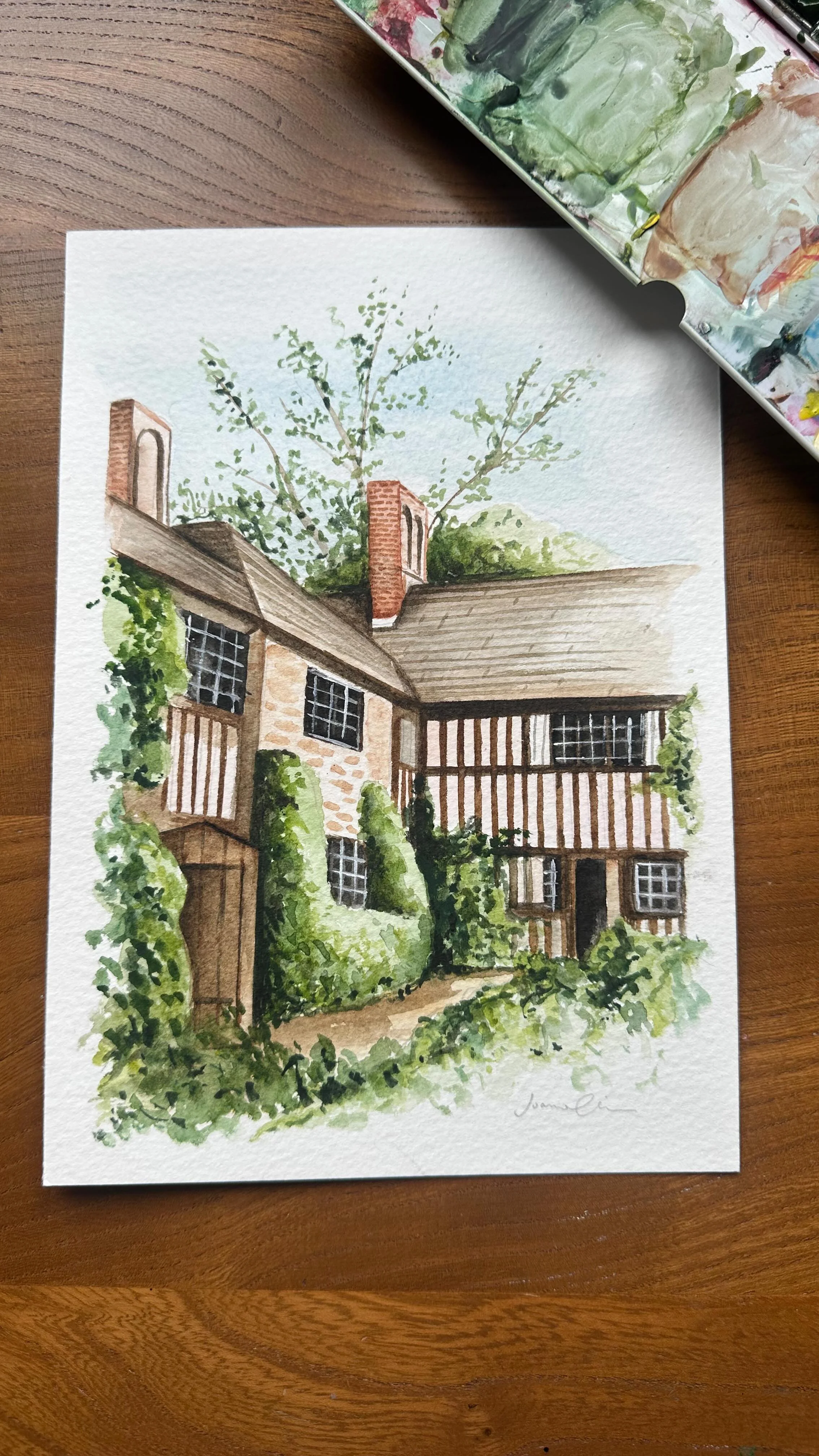 Paint @brinsopcourt with me β¨ I attended a wedding last year and fell in love with the hallways and rooms at Brinsop Court. The rich history of buildings like this just draw me in and sparks so much curiosity. #brinsopcourt #weddingvenueuk #manorhous
