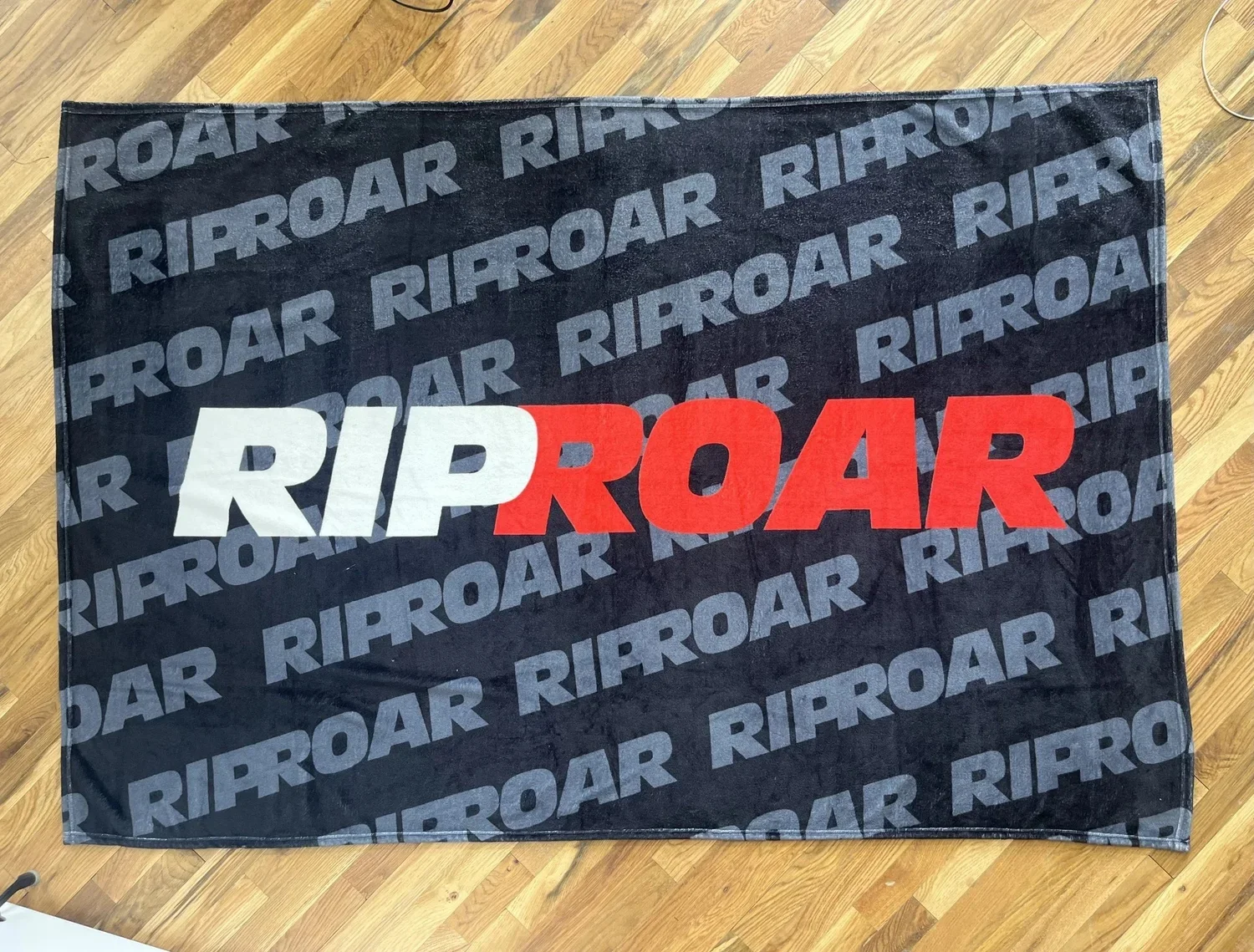 RR_Merch-Blanket.webp