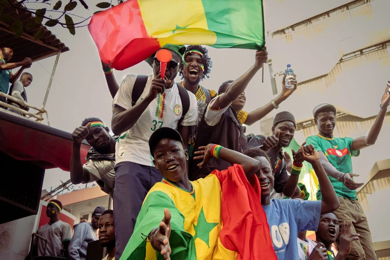 Embracing Teranga: Essential Logistics and Etiquette for Senegal