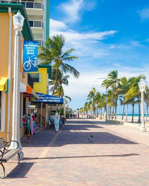 Hollywood Broadwalk.jpg