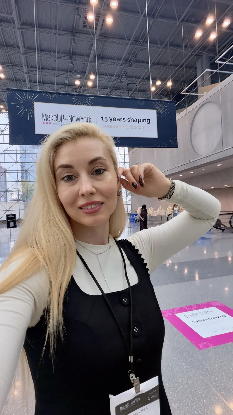 Natalie Vaulin at MakeUp in New York