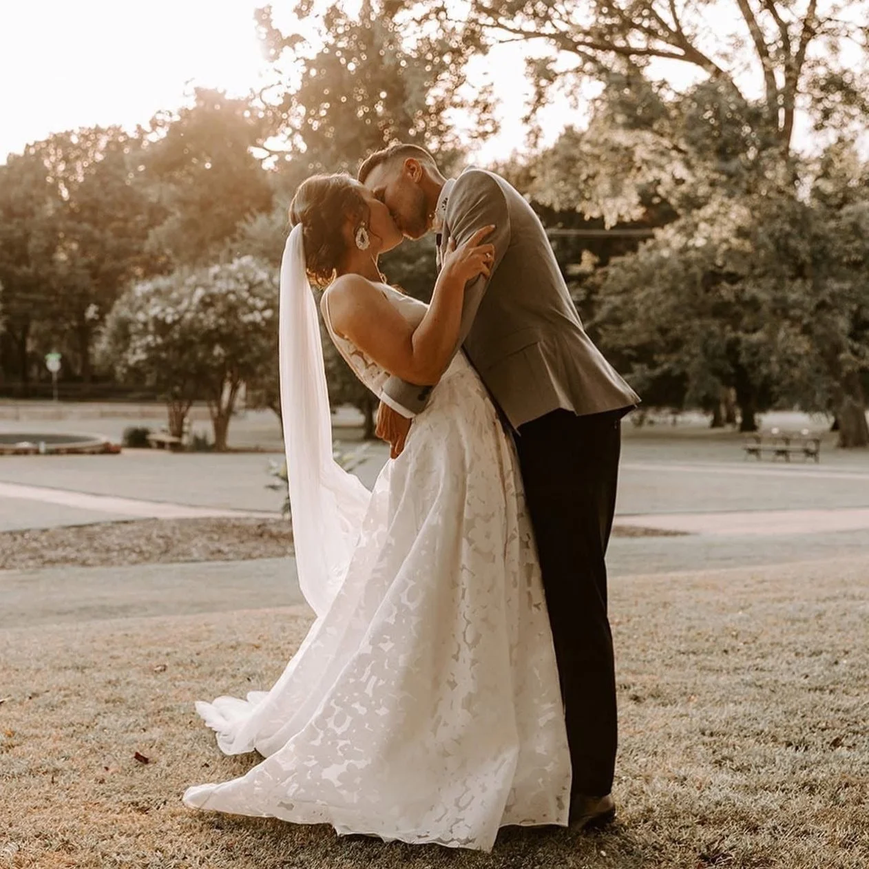 mansion at Woodward park Tulsa wedding