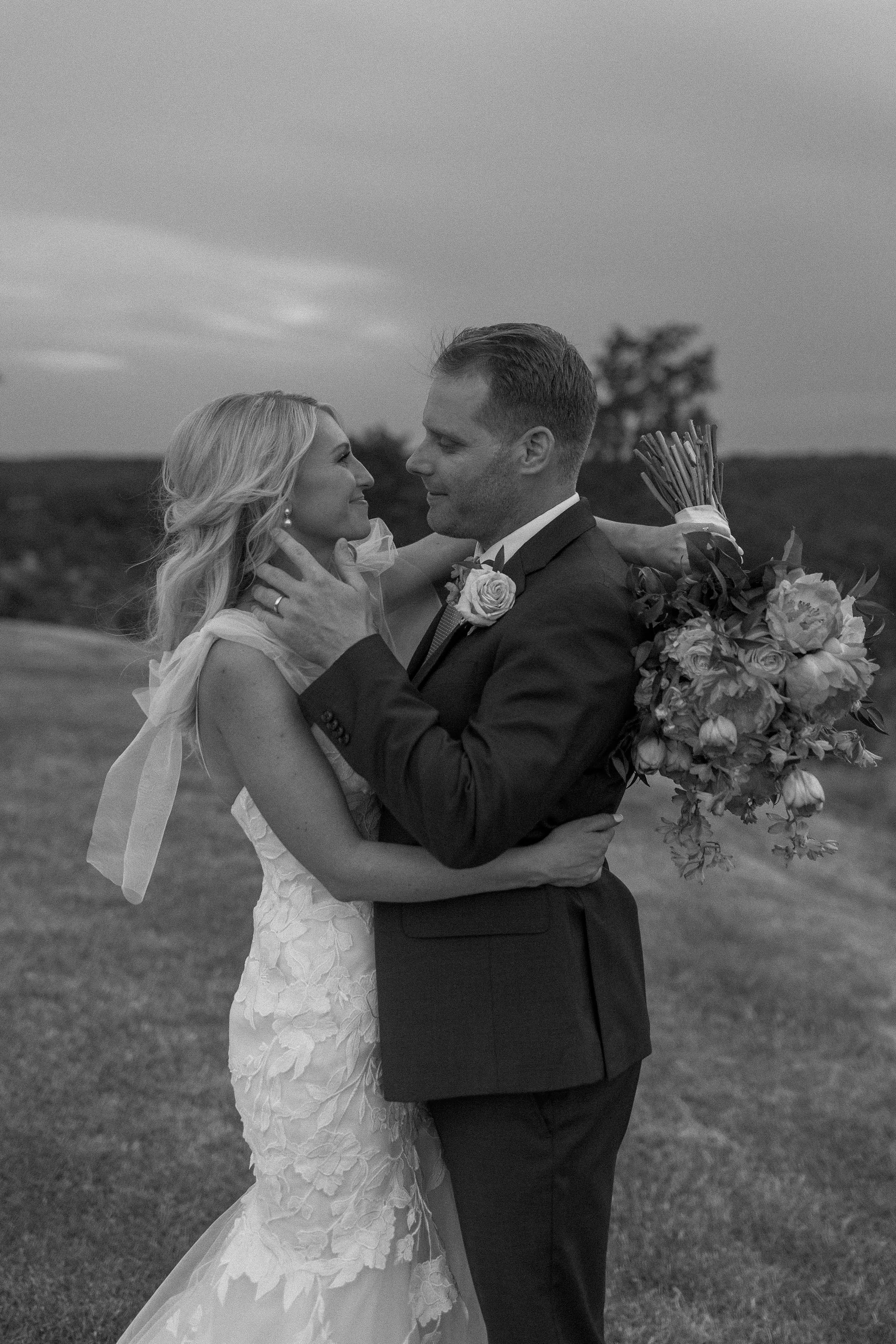 hillside barn wedding Oklahoma