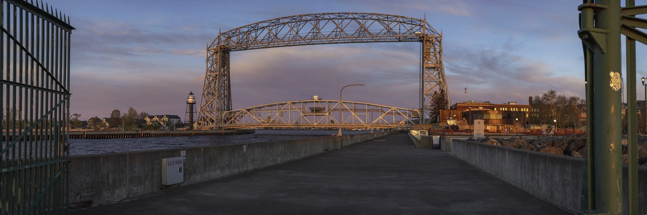 Gateway to the Twin Ports