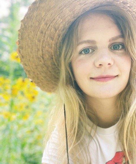 Lizzy Ross