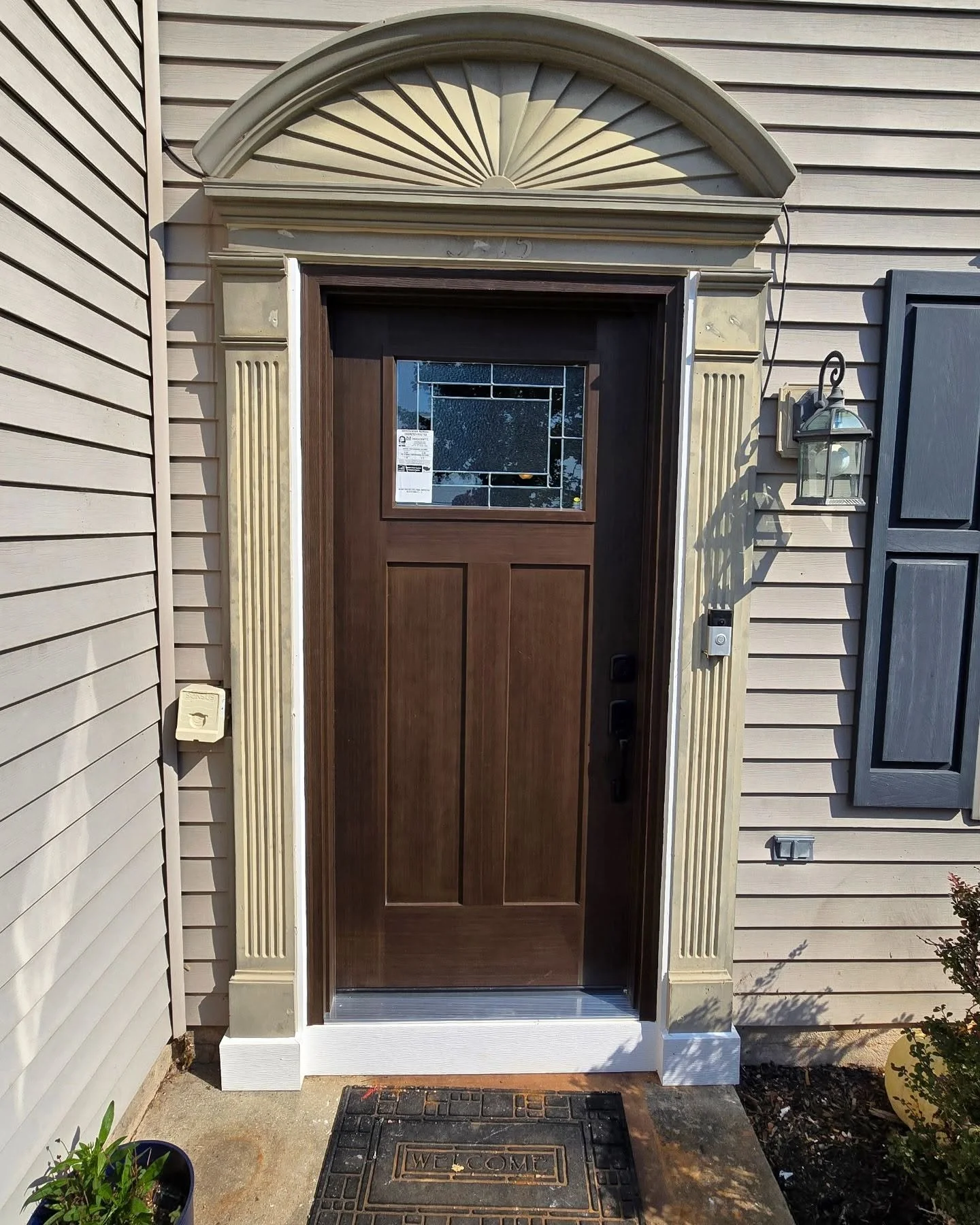 Another entry door replacement job in the books💪

#doors #Carpentry #quality #contractor #business #hustle #grind #mindset #mindovermatter #work #construction