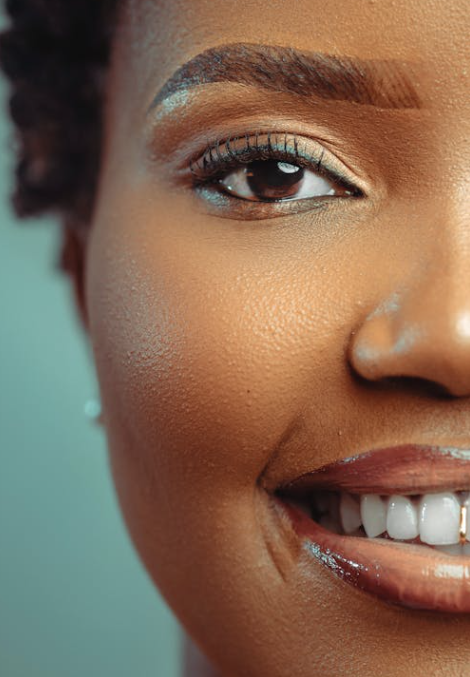 Red Light Therapy for Skin, Hair, Pain &amp; Recovery: What the Latest Science Really Says