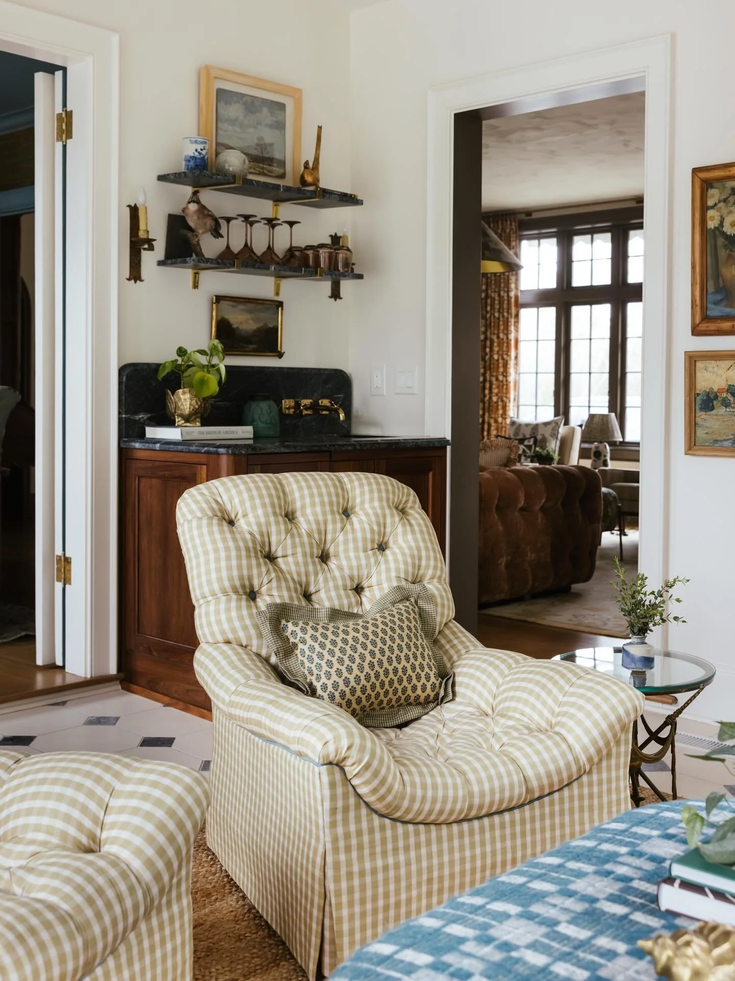 Our Field Check in Gold looking so sweet on the coziest chairs! 

Photo @kristinkarchphoto 
Design @themisfithouse