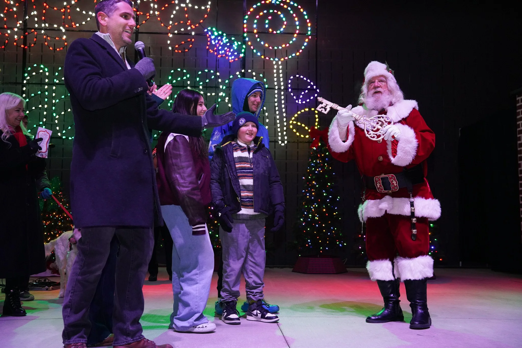 Hire a Professional Santa in Michigan