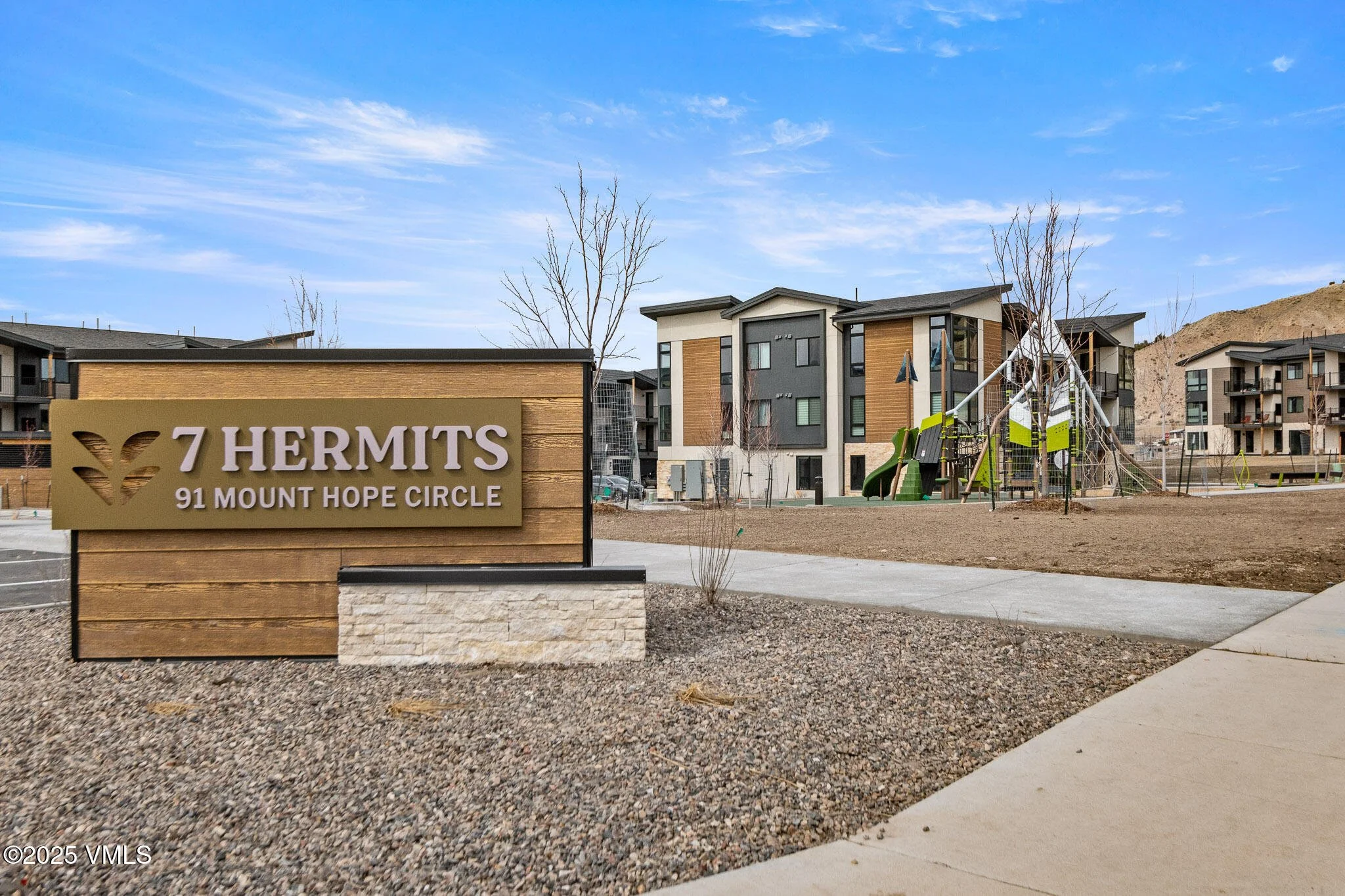 91-mount-hope-circle-d304-013.jpeg