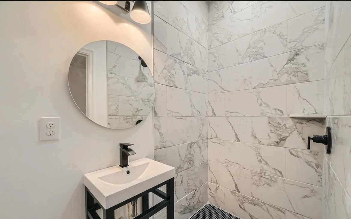 Morehaus - on suite bathroom before