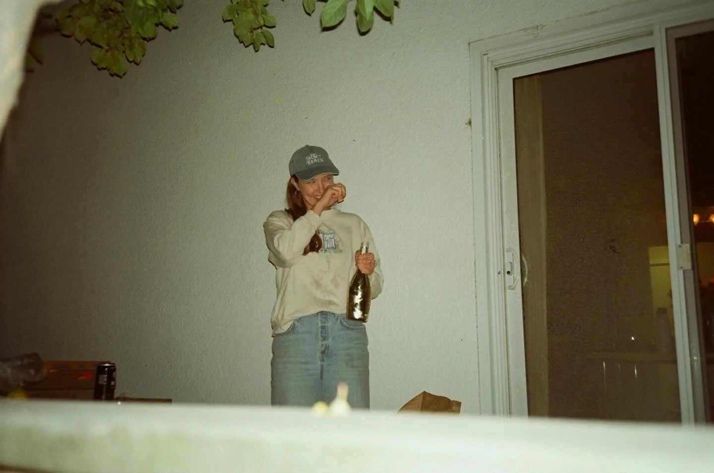 Happy new year!!! 💐💐💐 2025 was endless music and deepening friendship and settling into self! Released an album with wonderful people that was made with friends, played many fun shows with friends, sang and made stuff with my friends&hellip;feelin