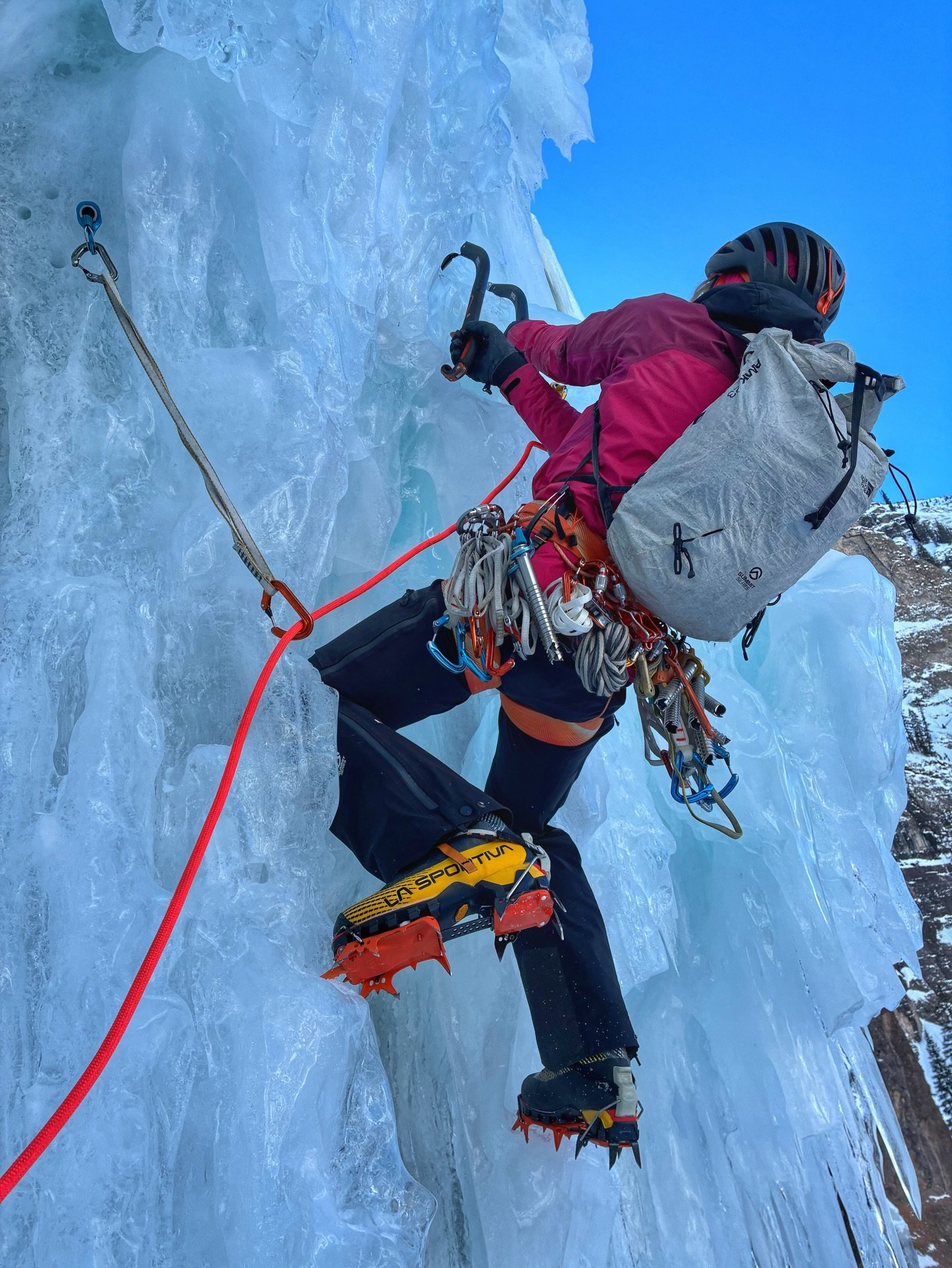 The thing about winter climbing is you can do the same route multiple times and it&rsquo;s a little different each time. Great day out with @_carly_jane on a mega classic that&rsquo;s in really fun and funky conditions right now!