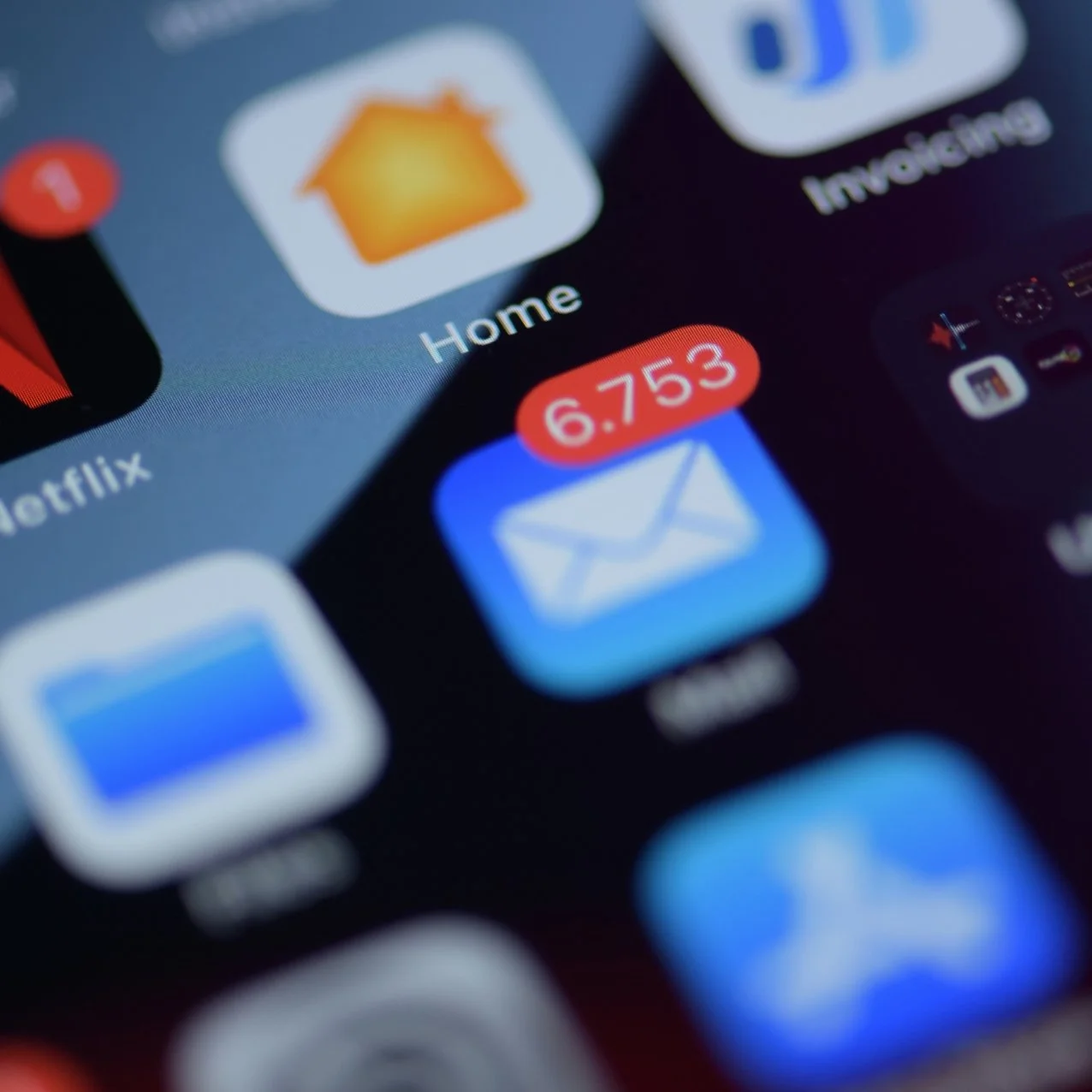 Auto-Send Follow-Up Emails from Your CRM (Notion + Zapier + Calendly)